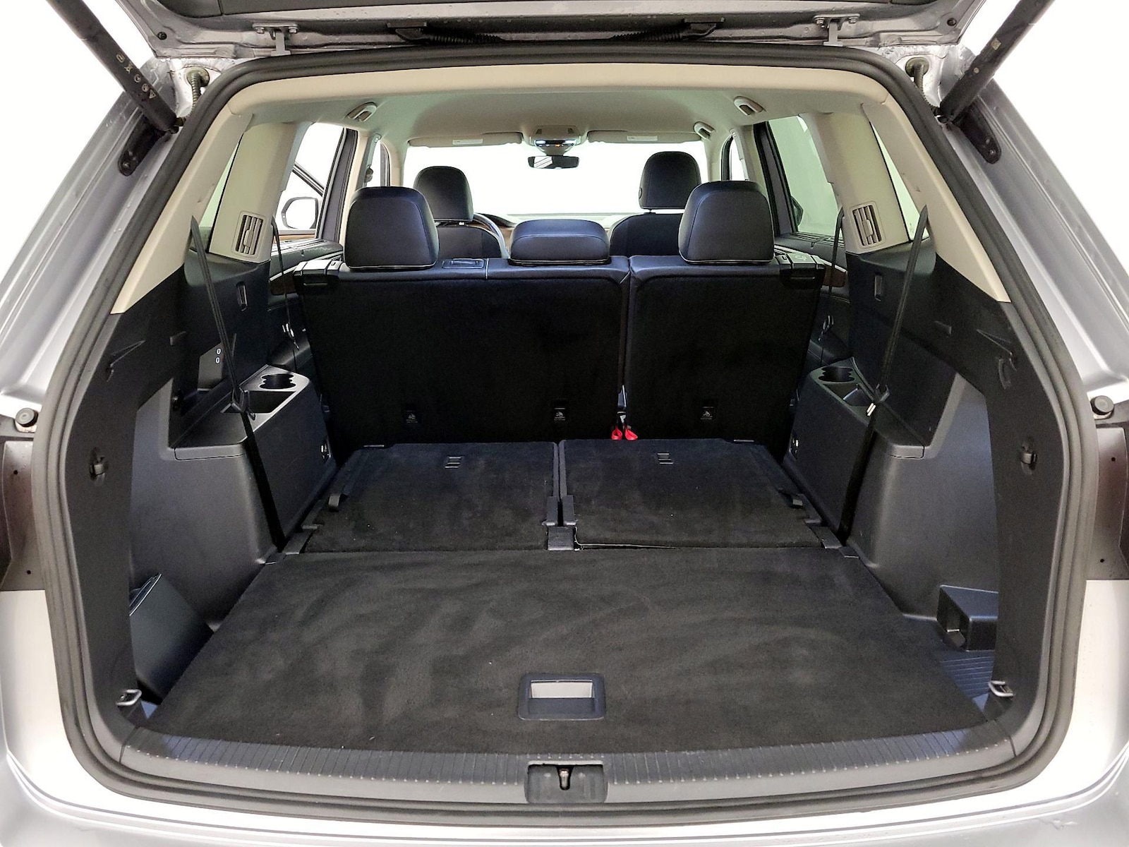 2025 Volkswagen Atlas SE w/Tech - Photo 23