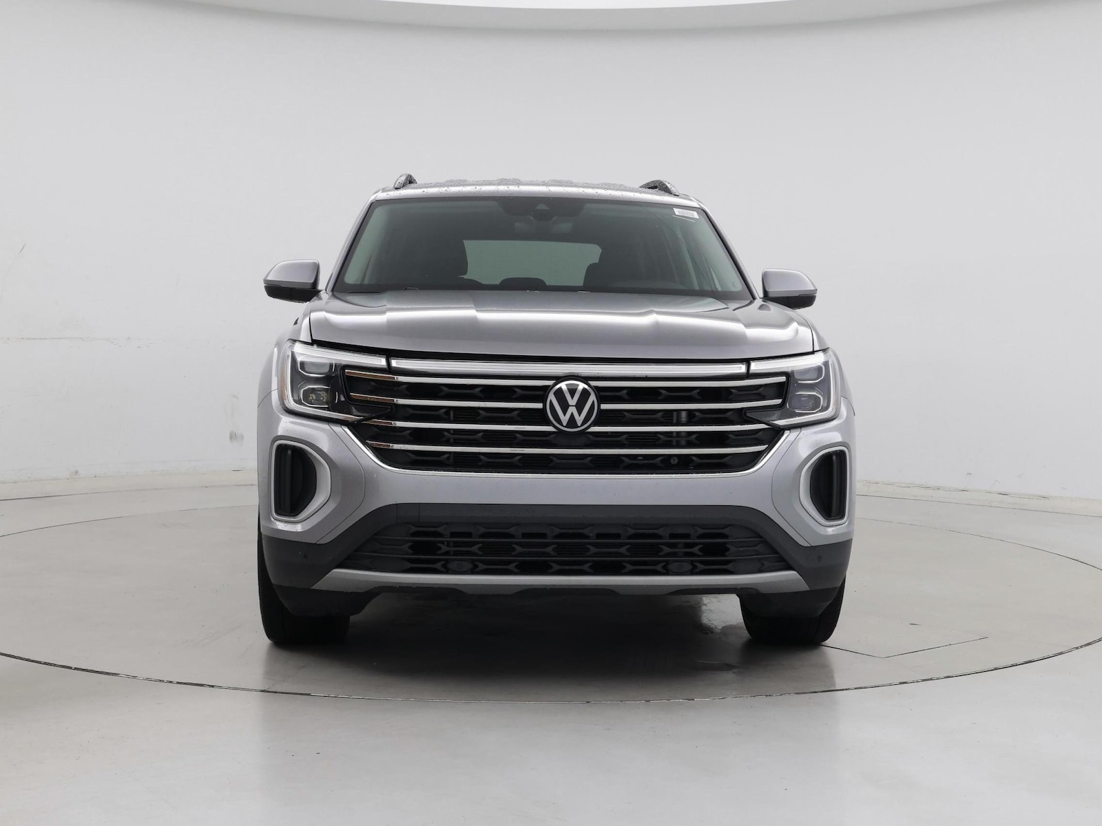 2025 Volkswagen Atlas SE w/Tech - Photo 6