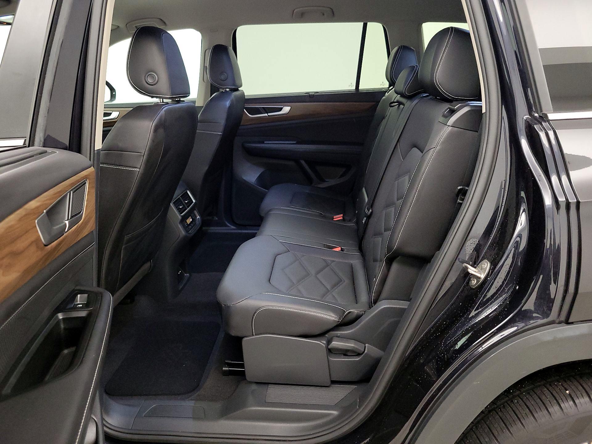 Thumbnail: 2025 Volkswagen Atlas - 19
