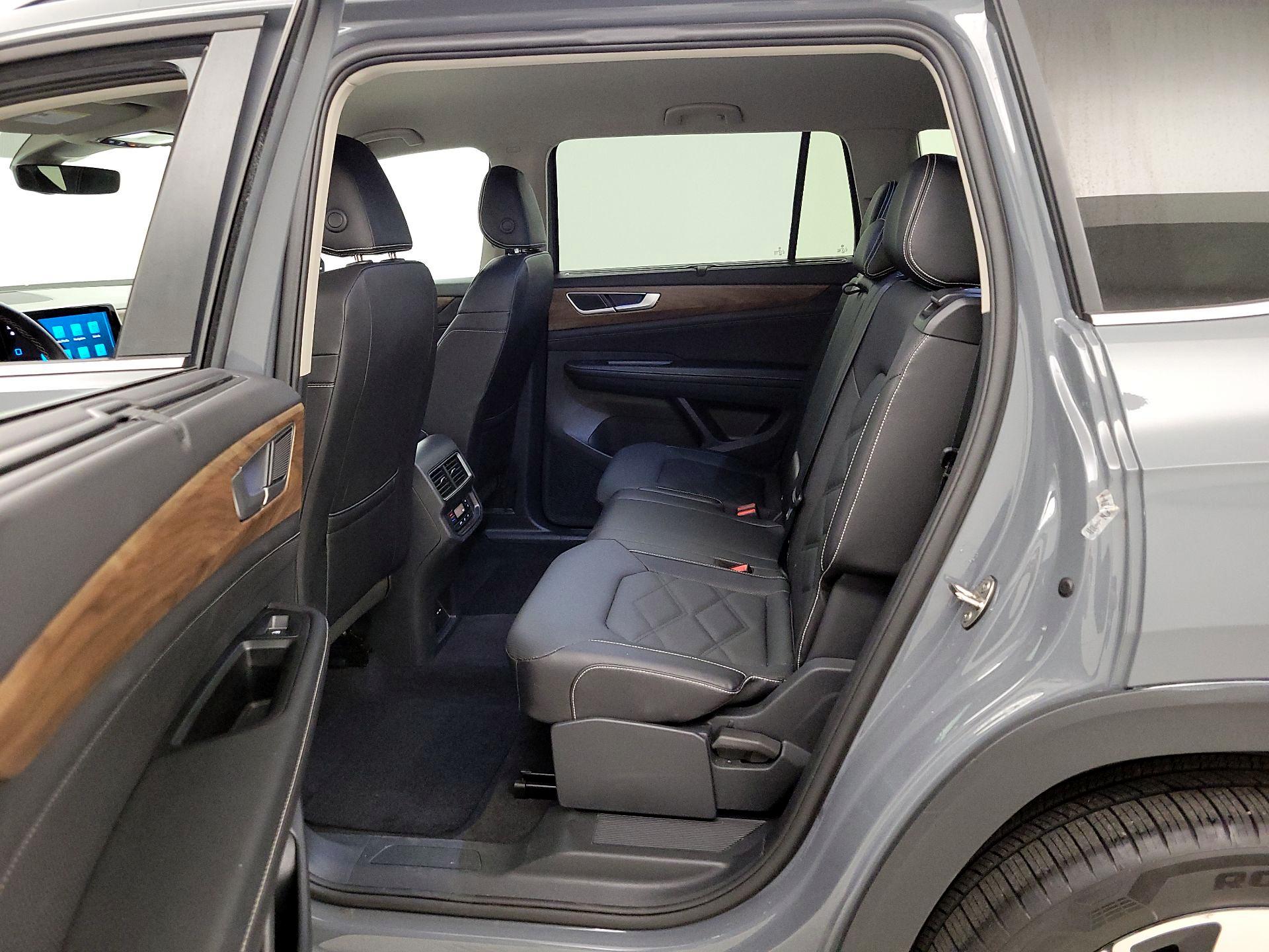 Thumbnail: 2025 Volkswagen Atlas - 19