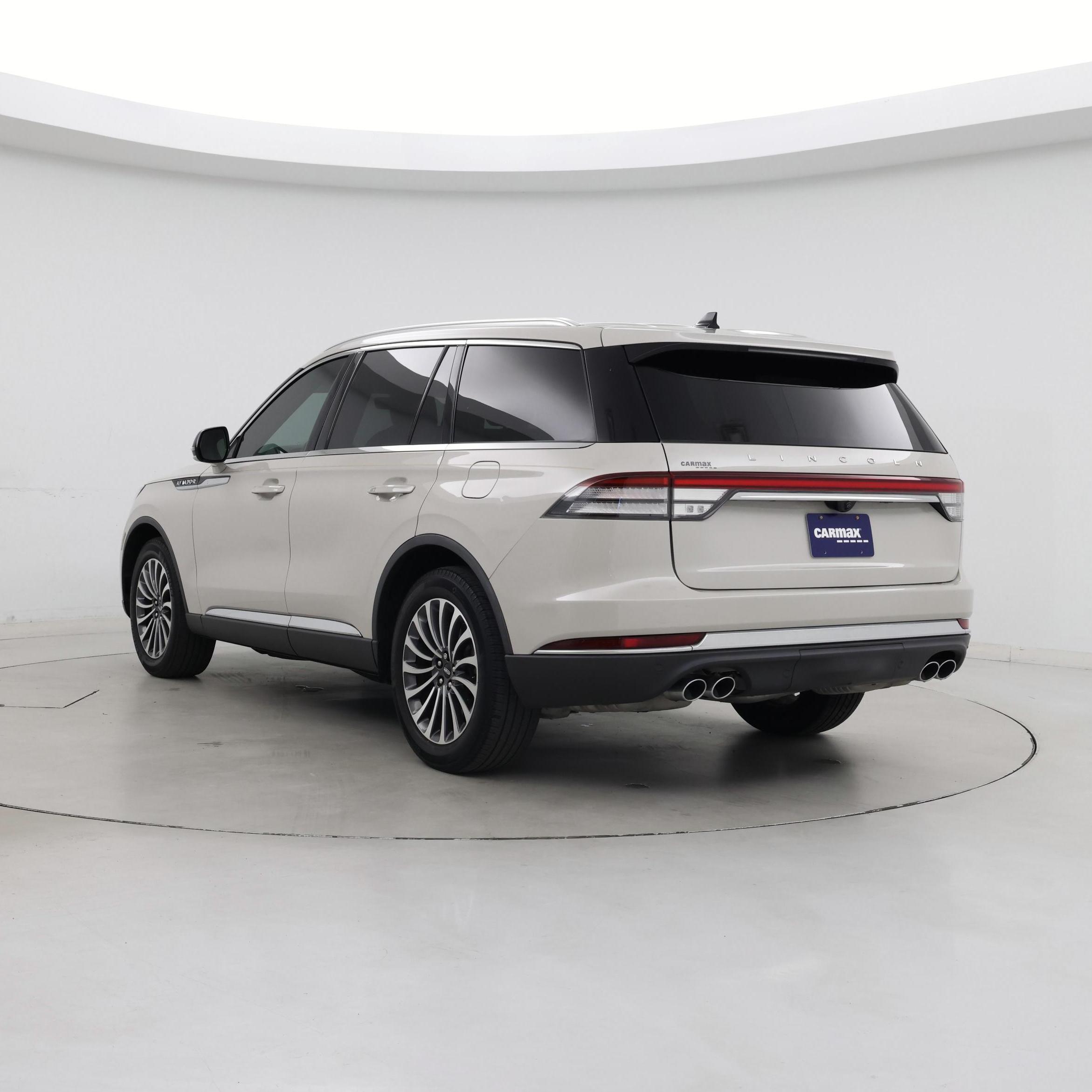 Thumbnail: 2023 Lincoln Aviator - 2