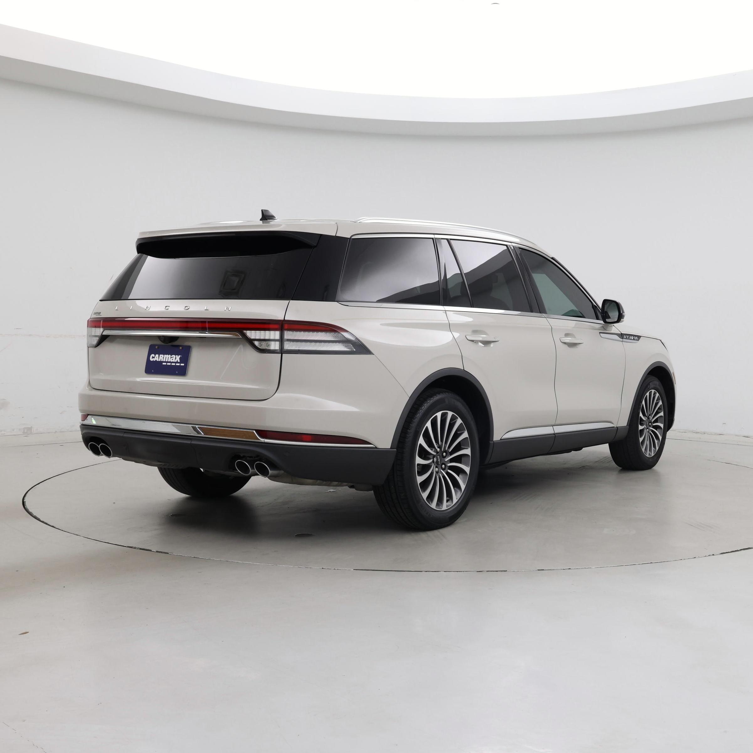 Thumbnail: 2023 Lincoln Aviator - 8