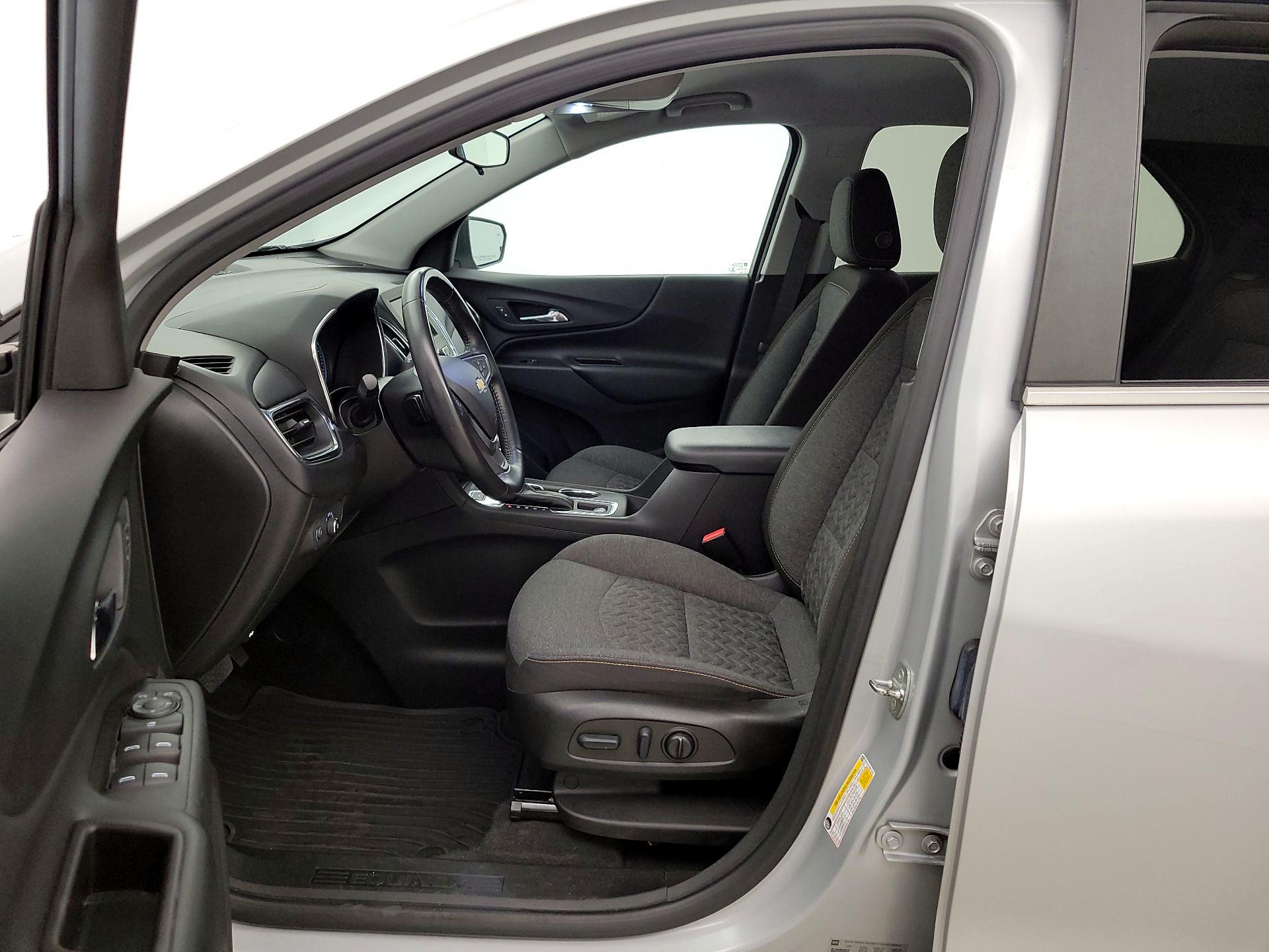 Thumbnail: 2022 Chevrolet Equinox - 11