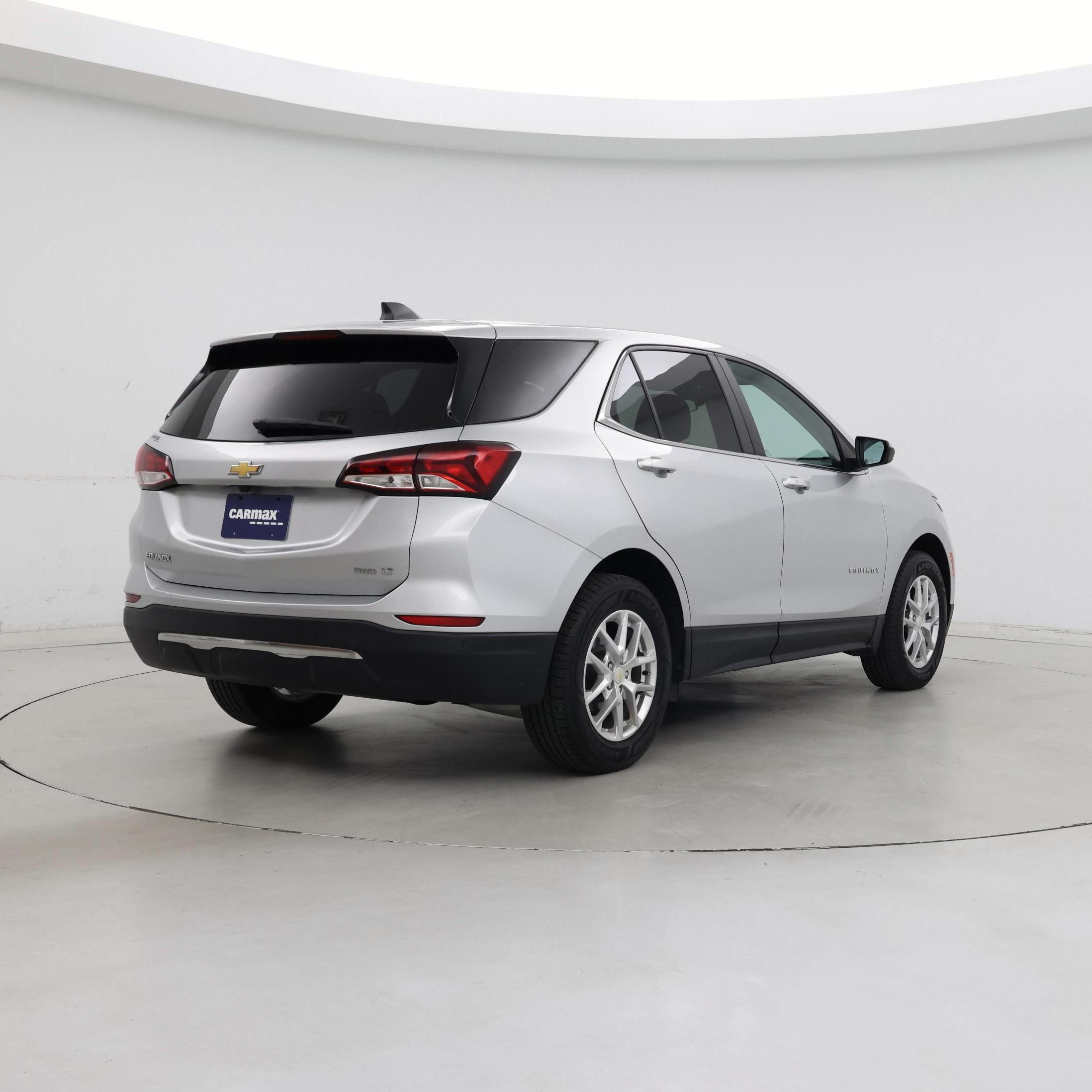 Thumbnail: 2022 Chevrolet Equinox - 8