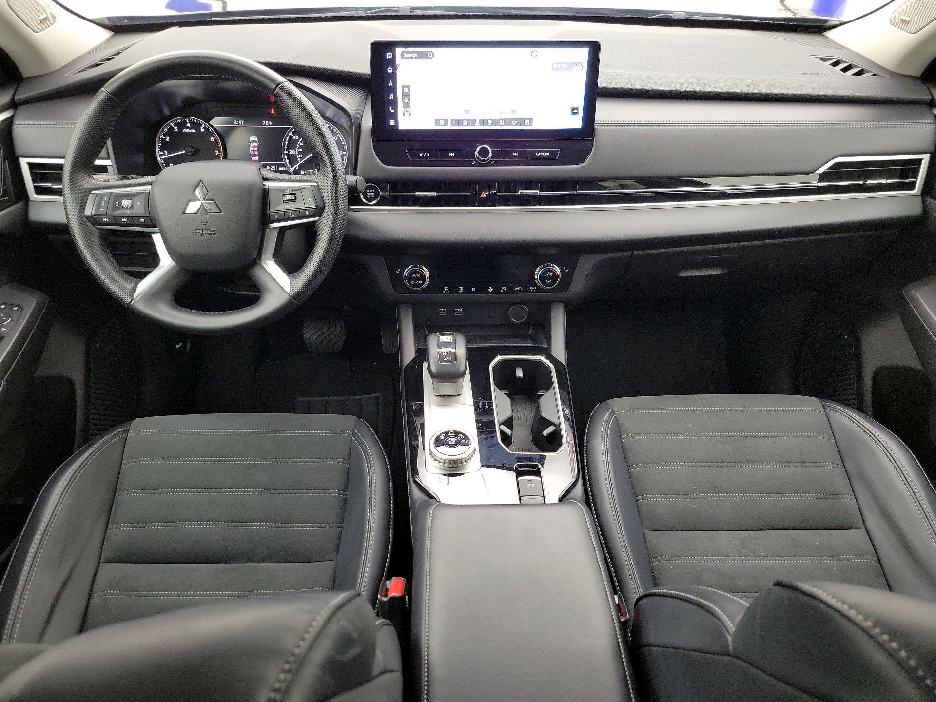 Thumbnail: 2025 Mitsubishi Outlander - 9