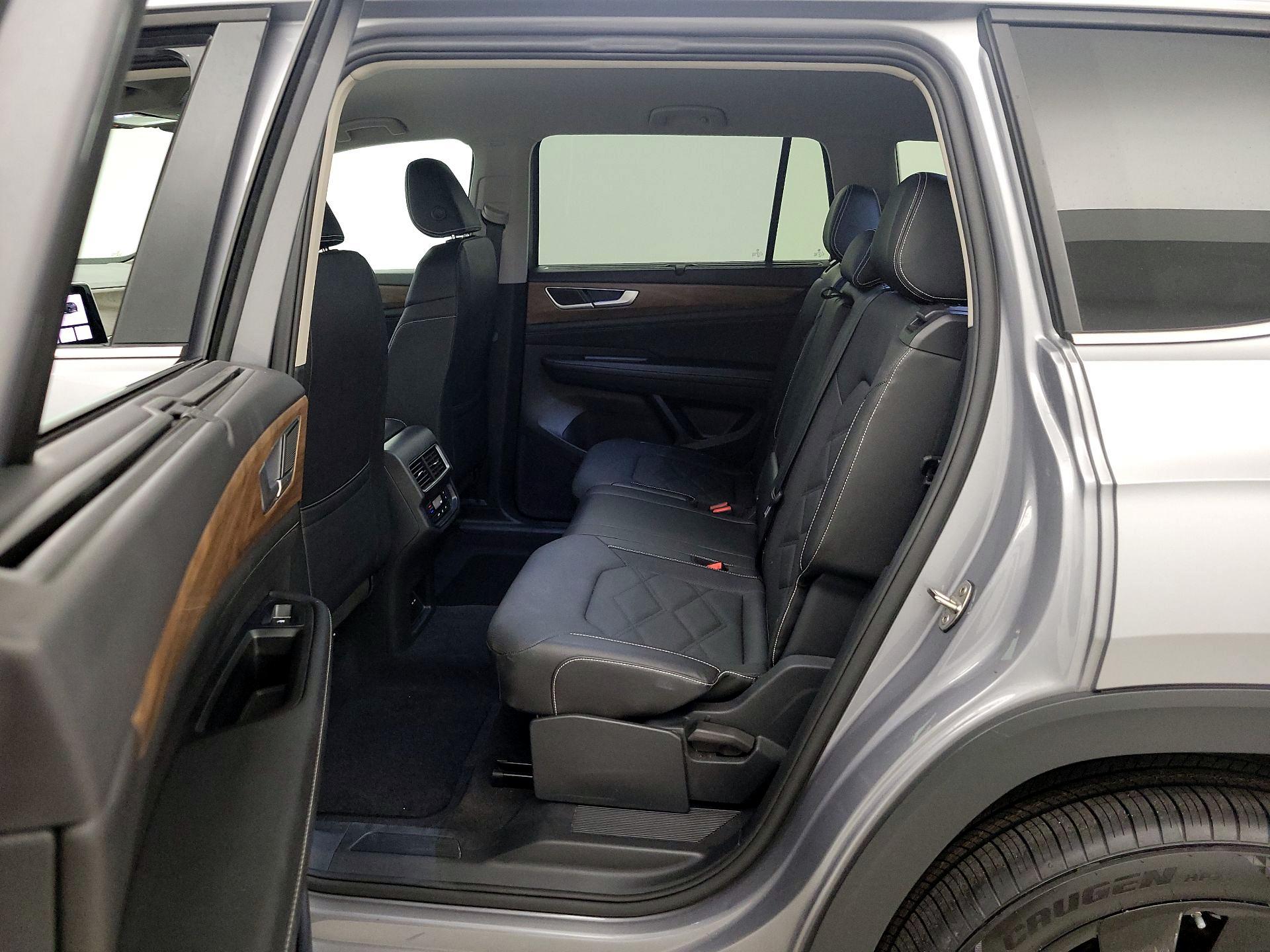 Thumbnail: 2025 Volkswagen Atlas - 19