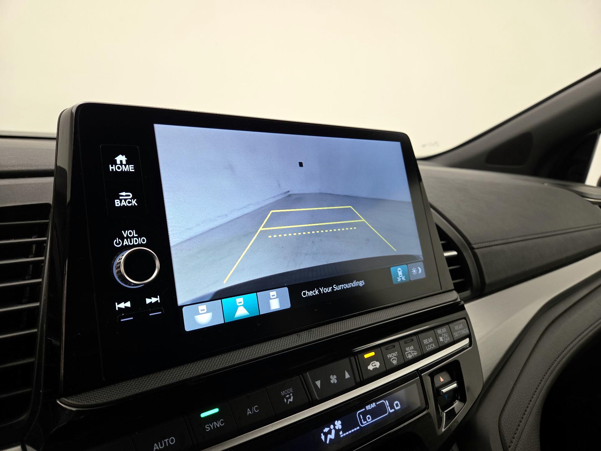 Thumbnail: 2025 Honda Odyssey - 14