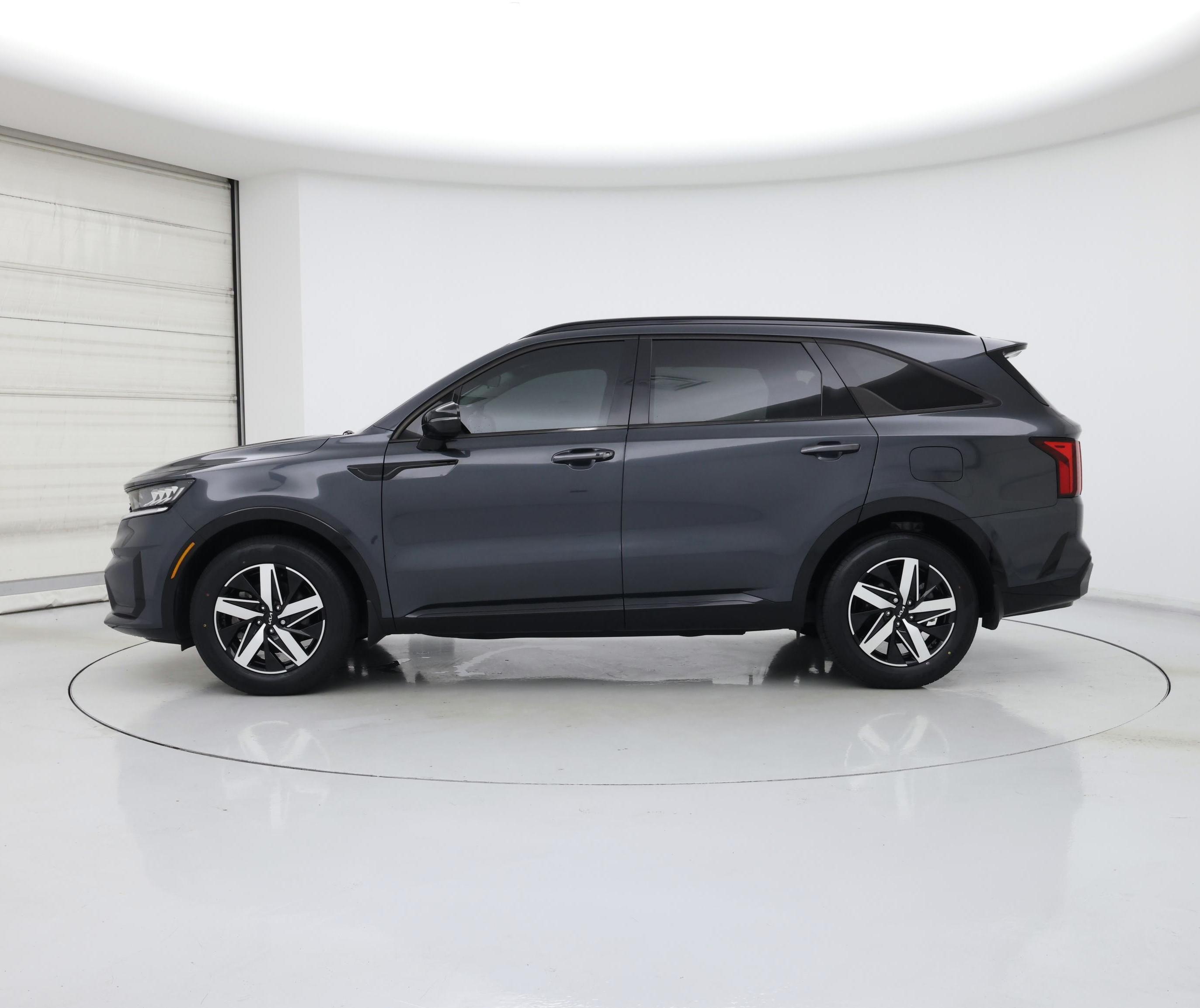 Thumbnail: 2023 Kia Sorento - 3