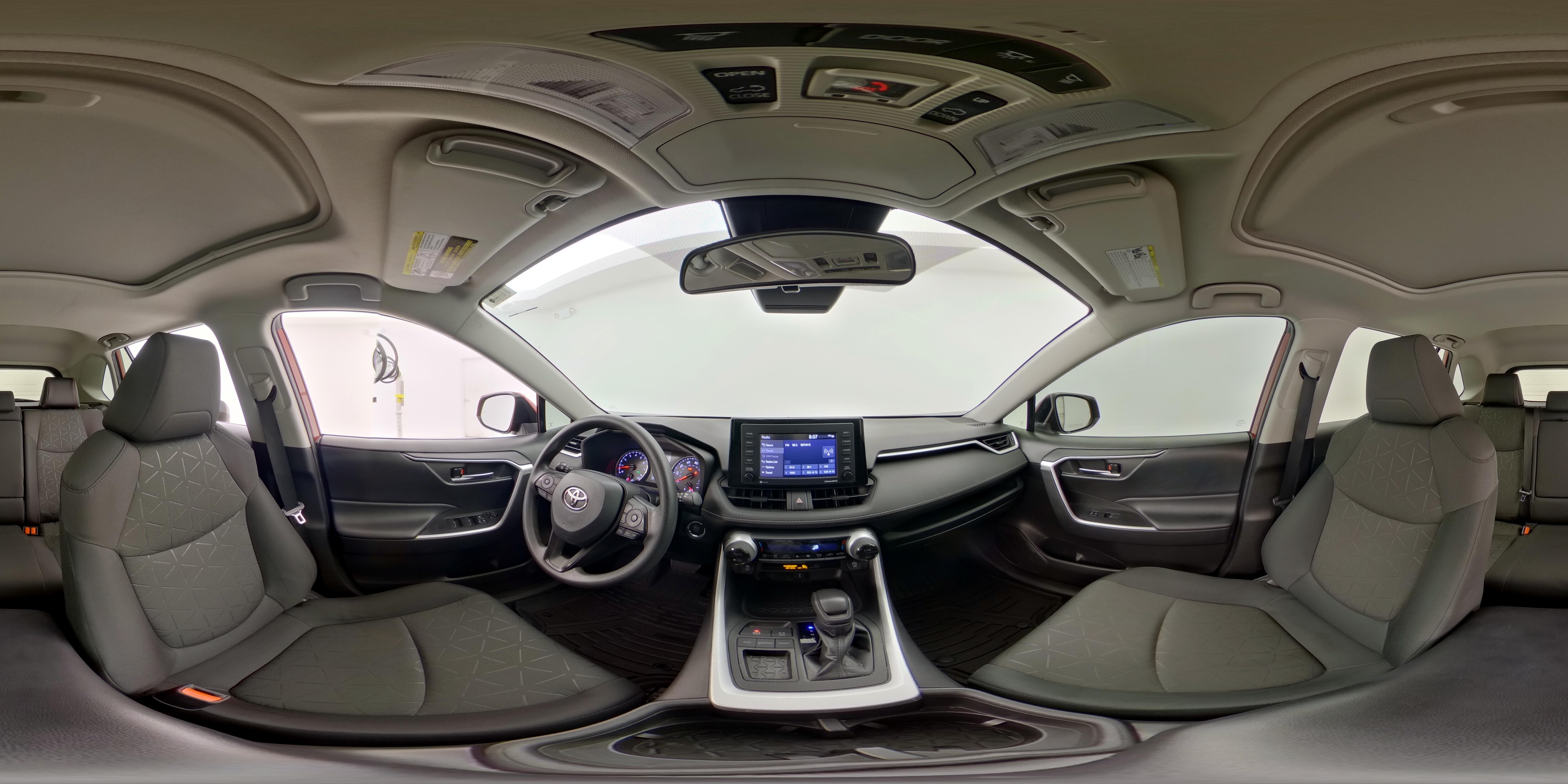 2022 Toyota RAV4 XLE - Photo 25