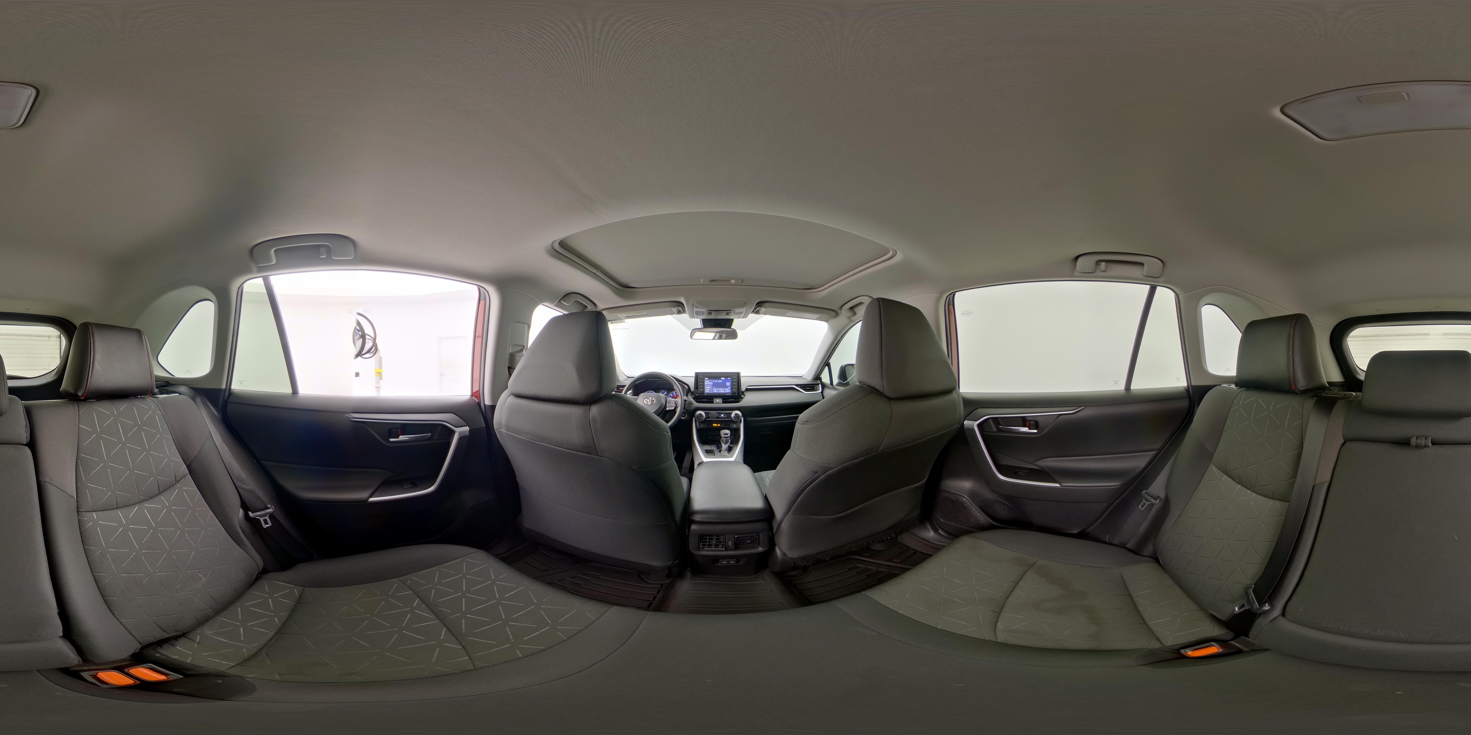 2022 Toyota RAV4 XLE - Photo 26