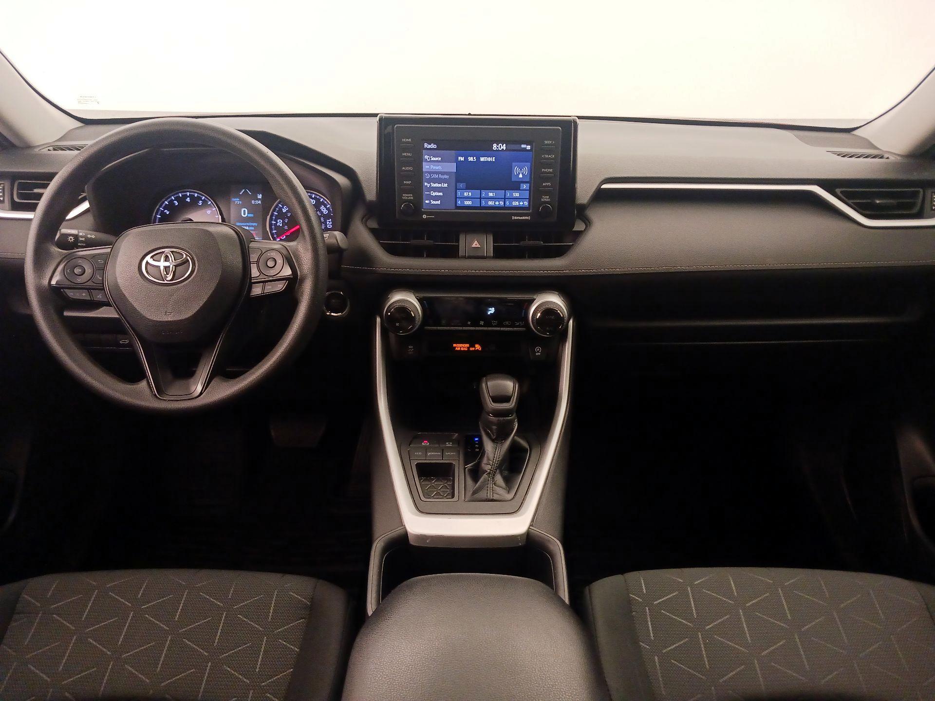 Thumbnail: 2022 Toyota RAV4 - 9
