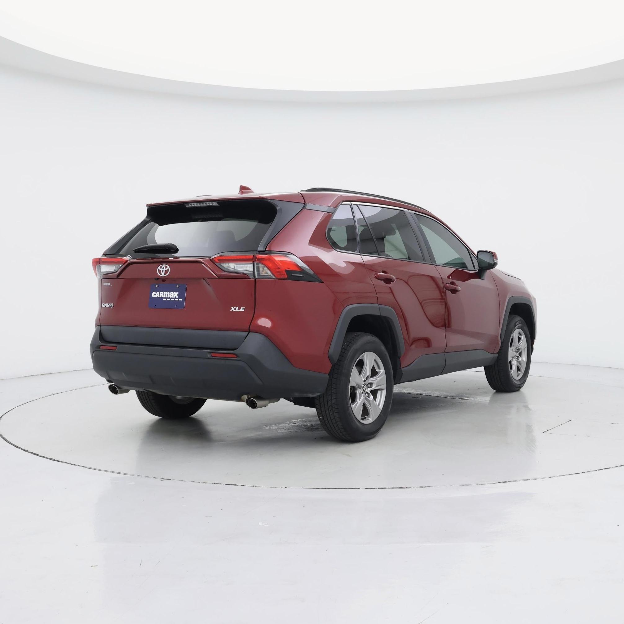 Thumbnail: 2022 Toyota RAV4 - 8