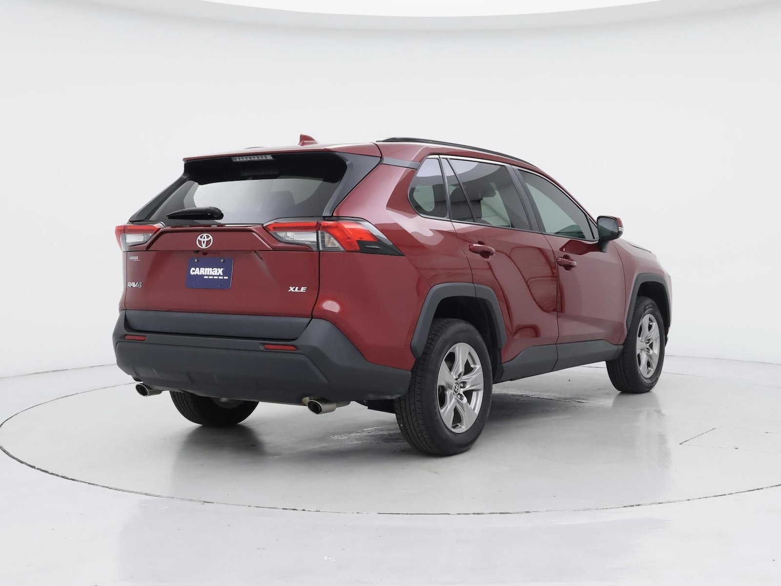 2022 Toyota RAV4 XLE - Photo 9