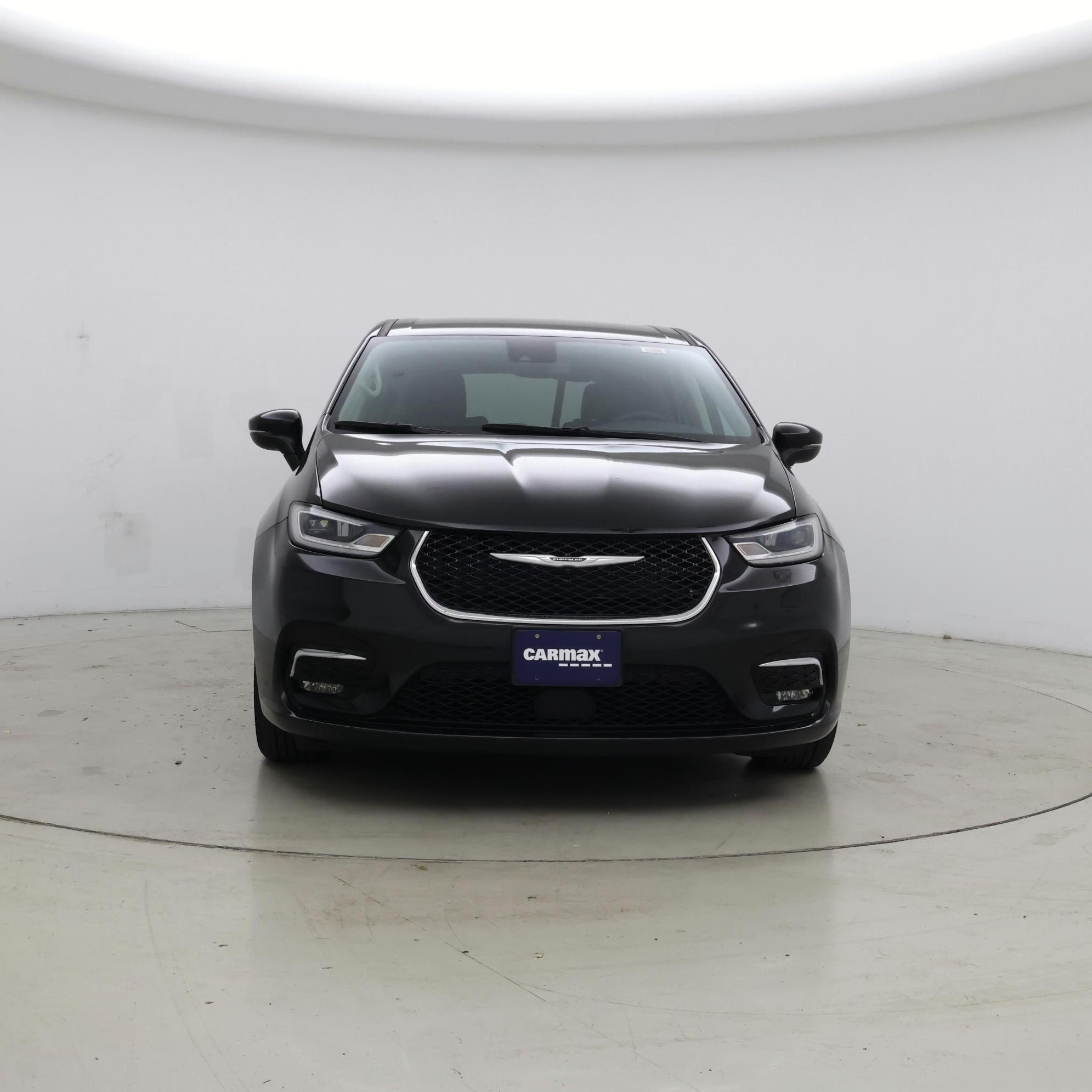 Thumbnail: 2023 Chrysler Pacifica - 5
