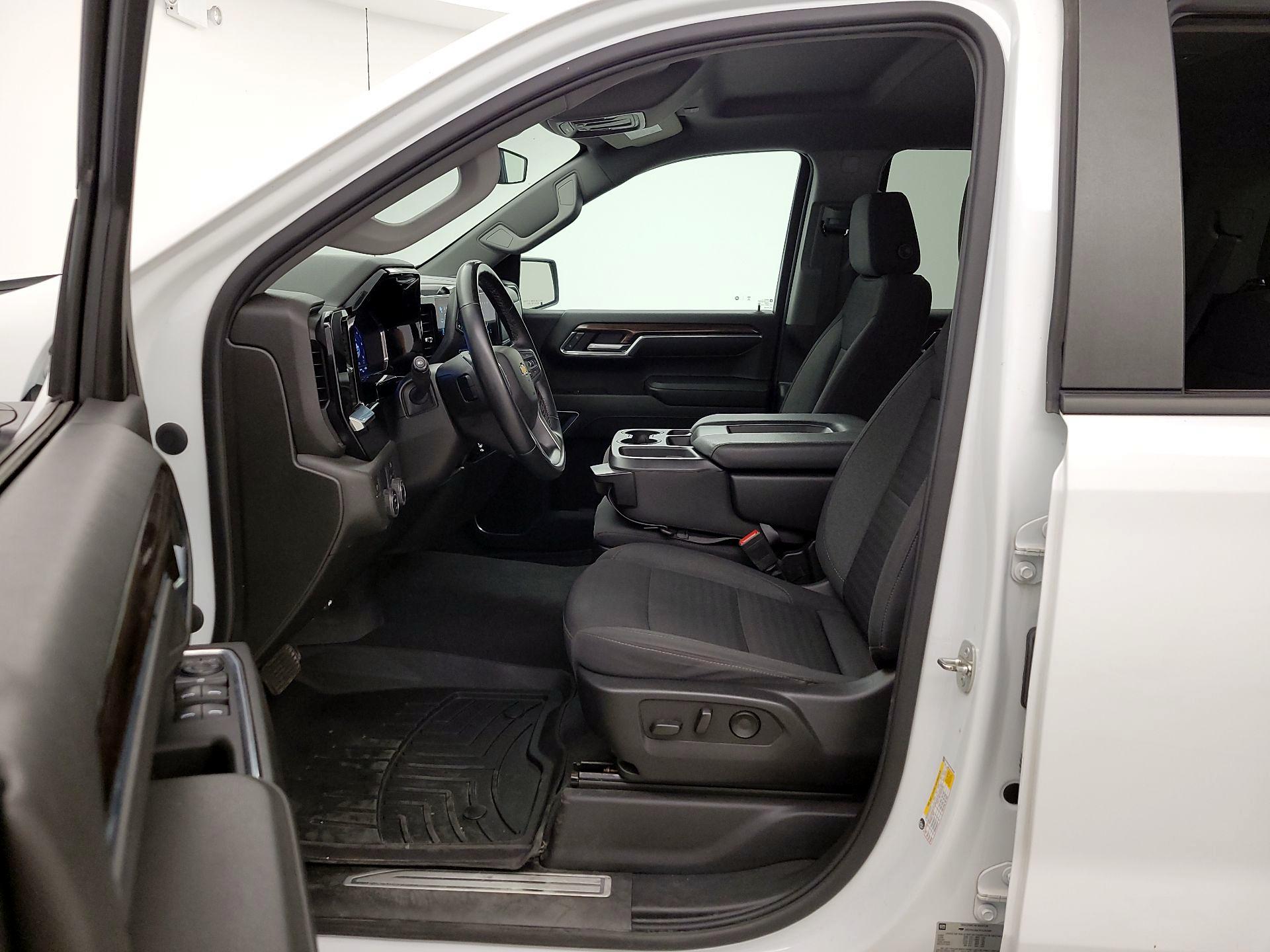 Thumbnail: 2023 Chevrolet Silverado 1500 - 11