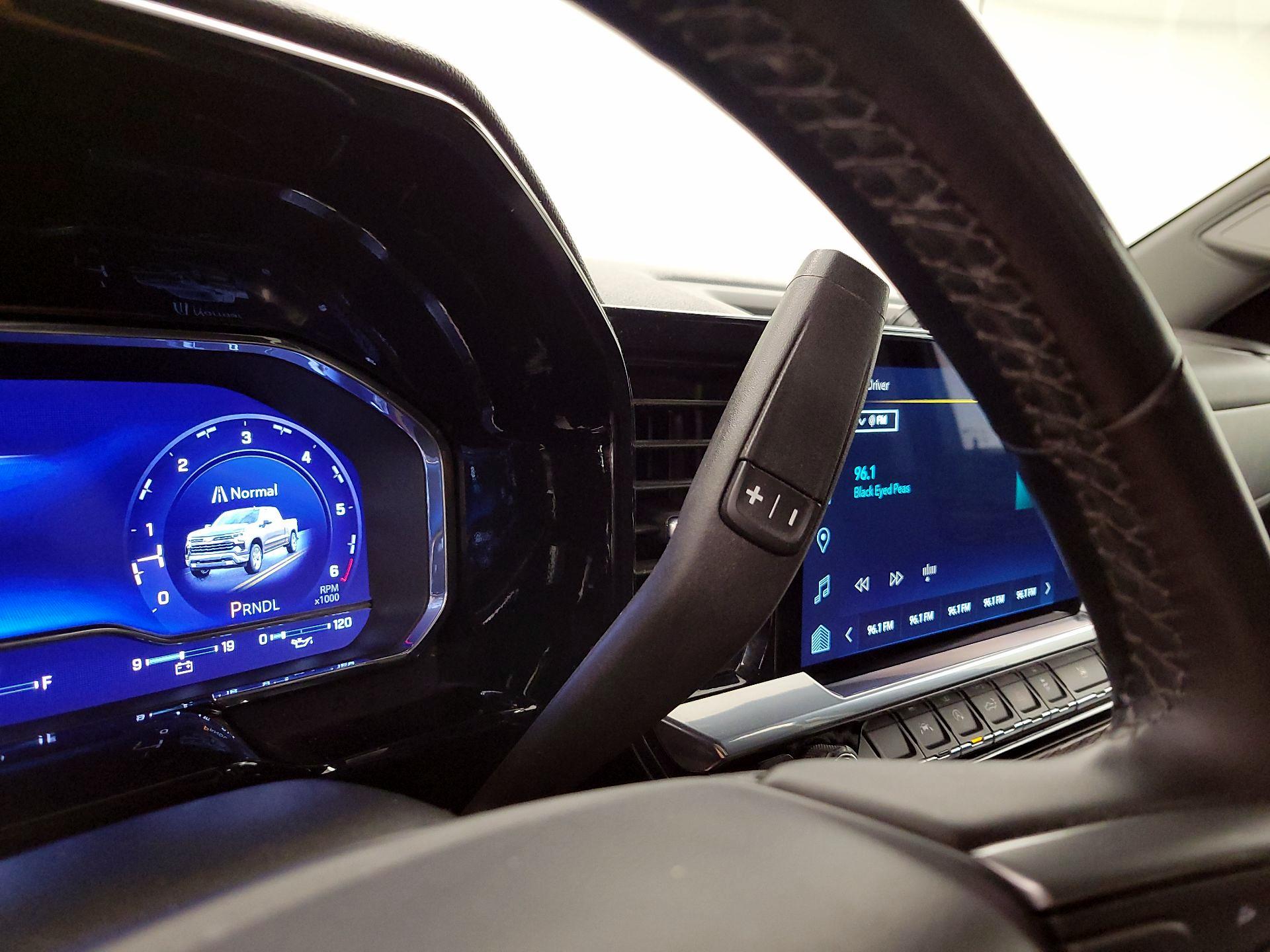 Thumbnail: 2023 Chevrolet Silverado 1500 - 17