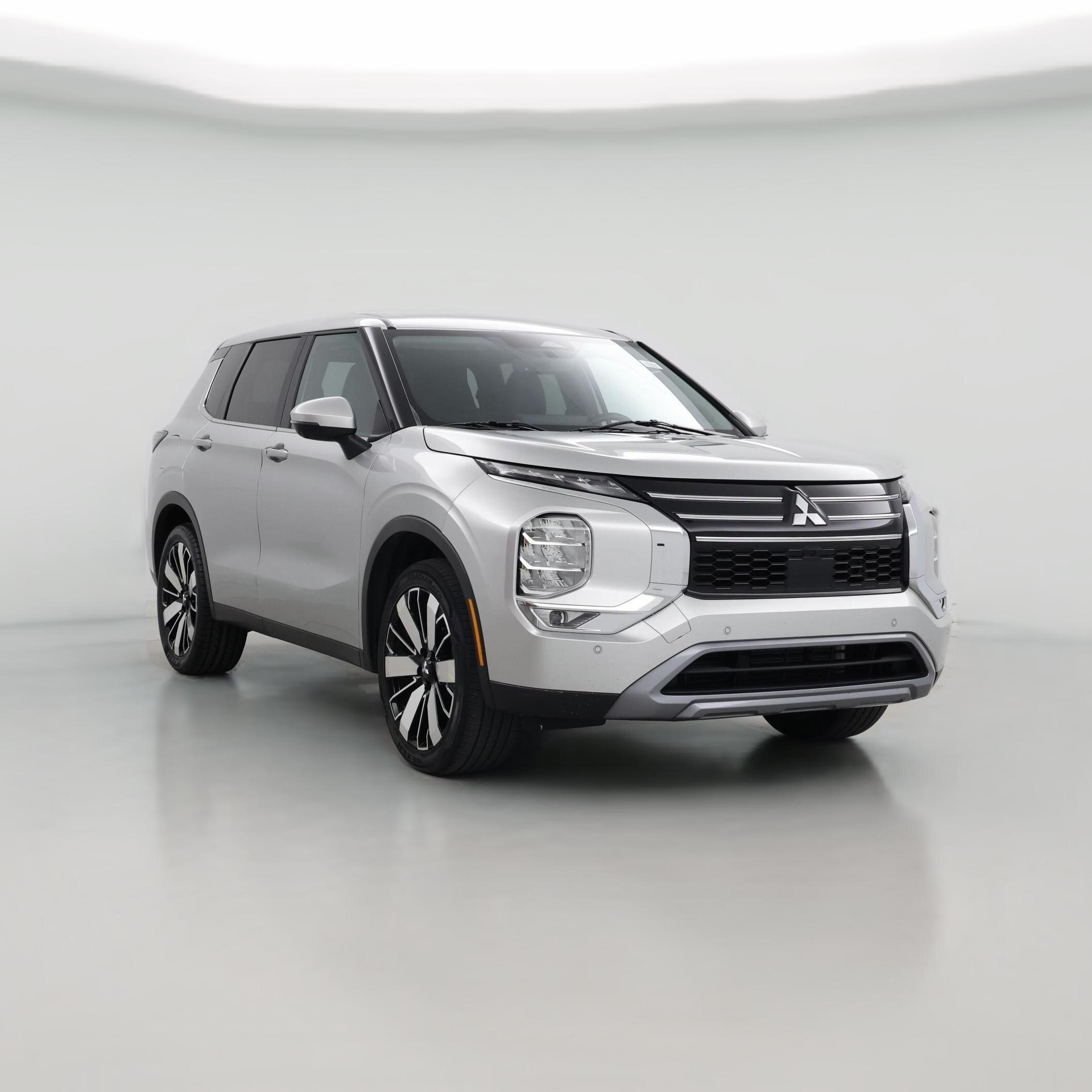 Thumbnail: 2025 Mitsubishi Outlander - 1