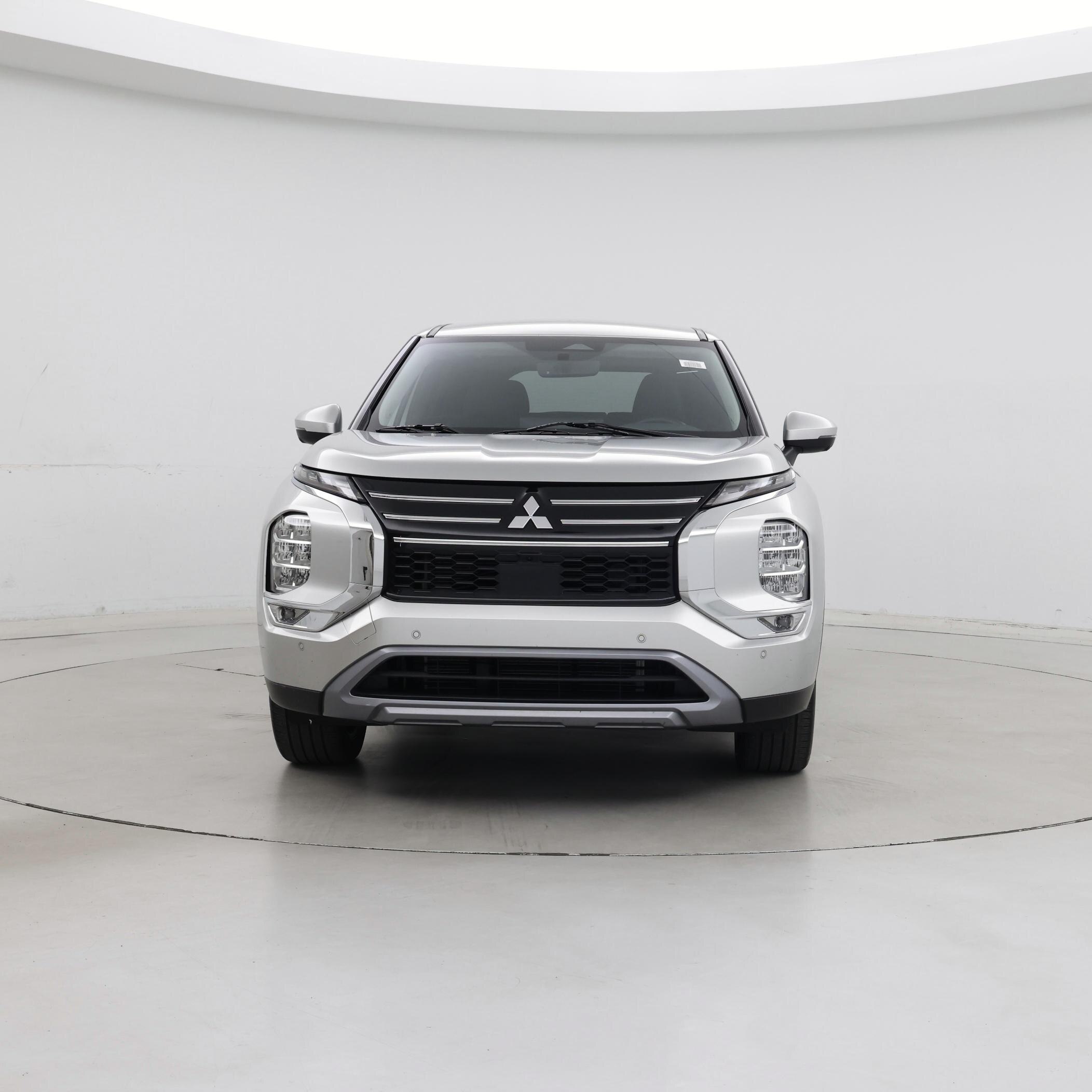 Thumbnail: 2025 Mitsubishi Outlander - 5