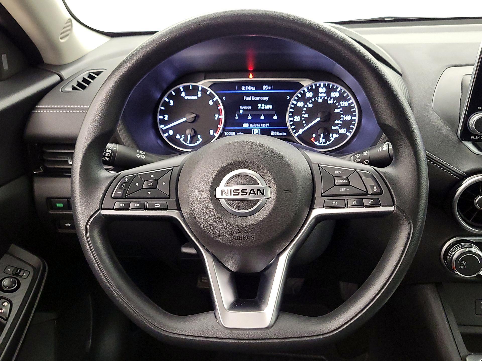 Thumbnail: 2023 Nissan Sentra - 10