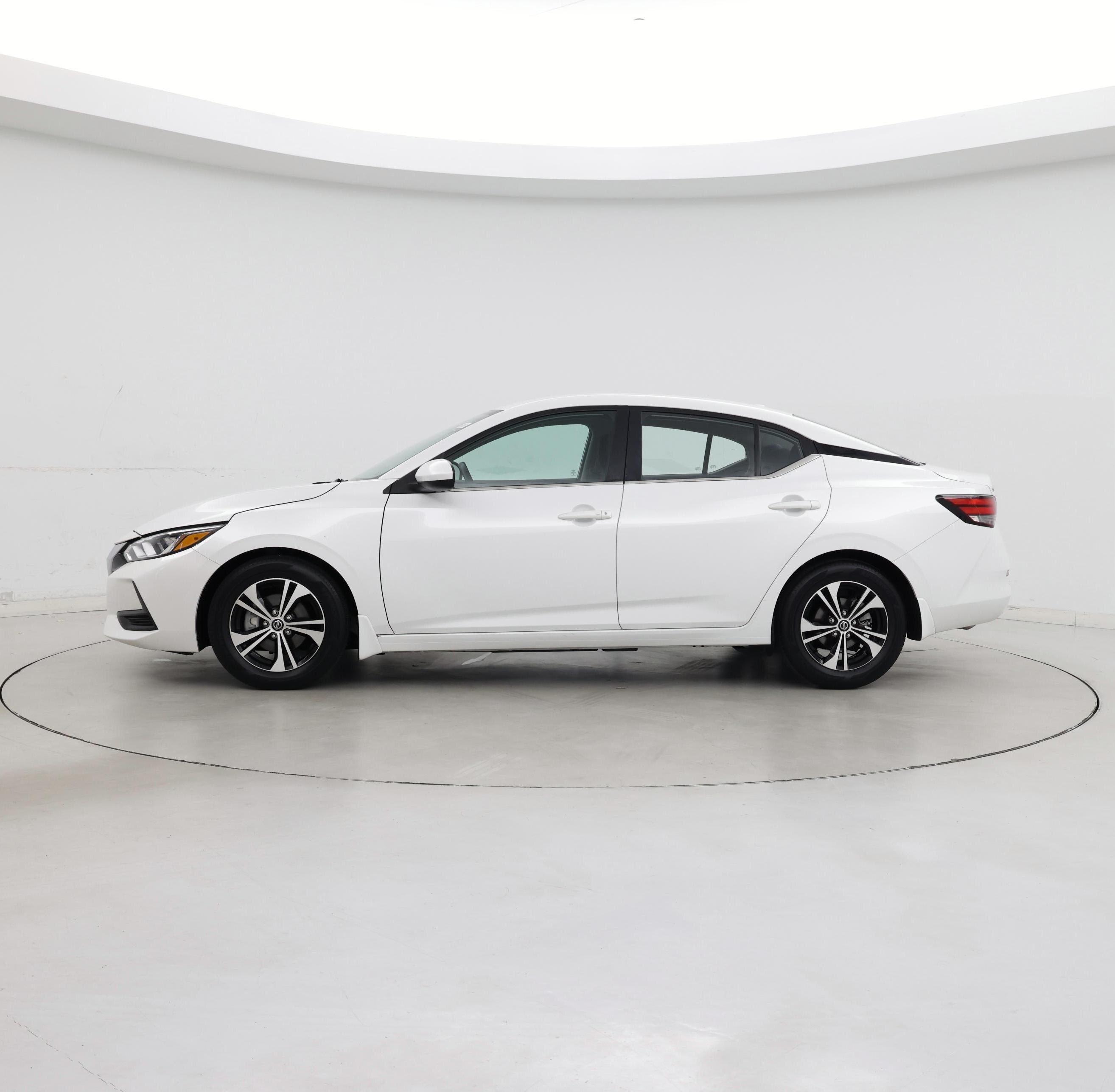 Thumbnail: 2023 Nissan Sentra - 3