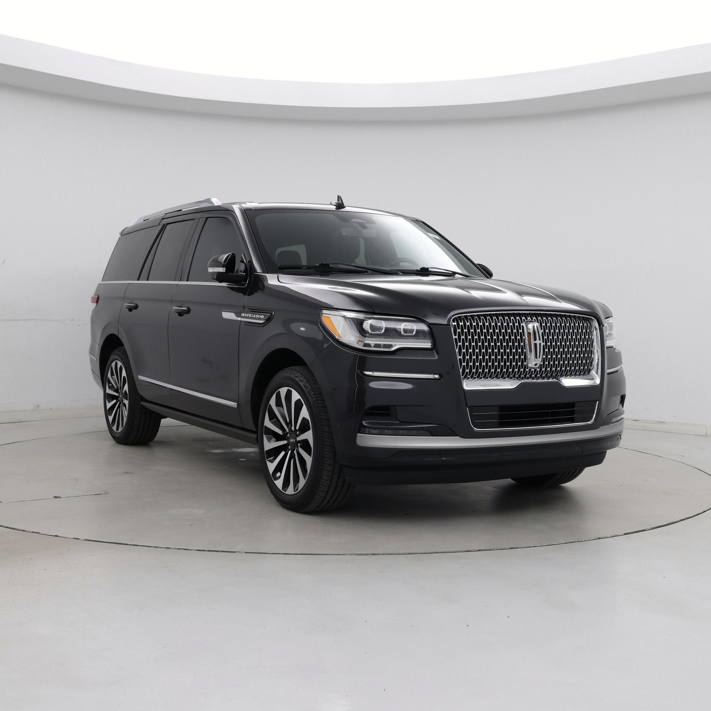Gray 2023 Lincoln Navigator SUV / Crossover Four-Wheel Drive Automatic