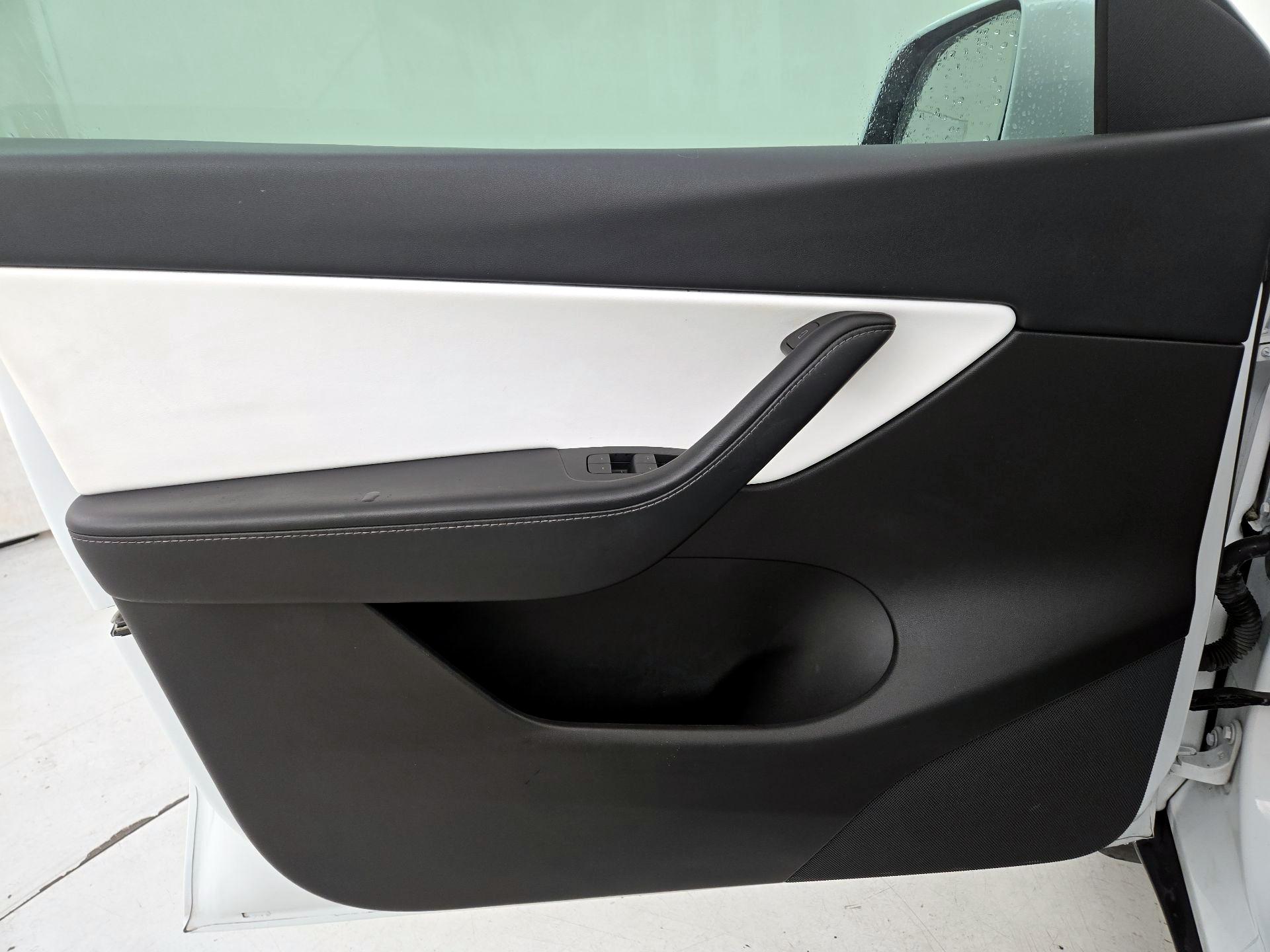 Thumbnail: 2021 Tesla Model Y - 12