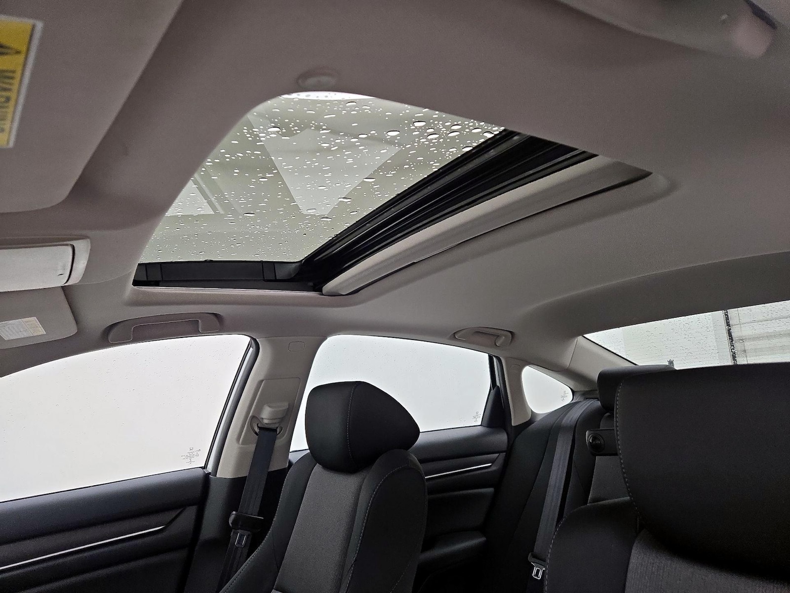 2021 Honda Accord Hybrid EX - Photo 20