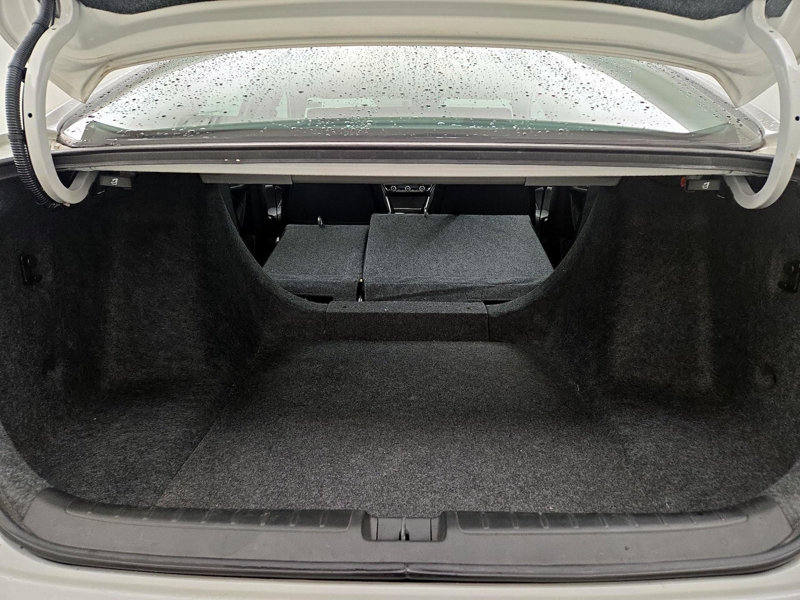 2021 Honda Accord Hybrid EX - Photo 23