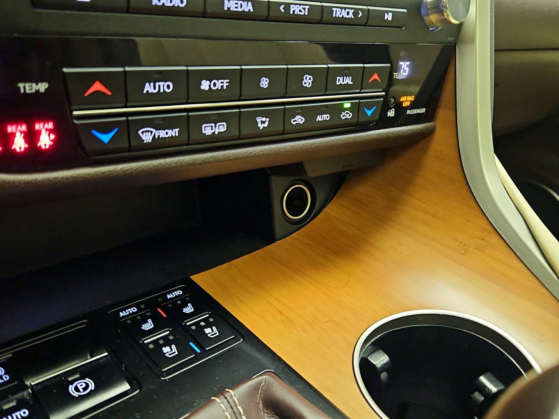 Thumbnail: 2019 Lexus RX - 19
