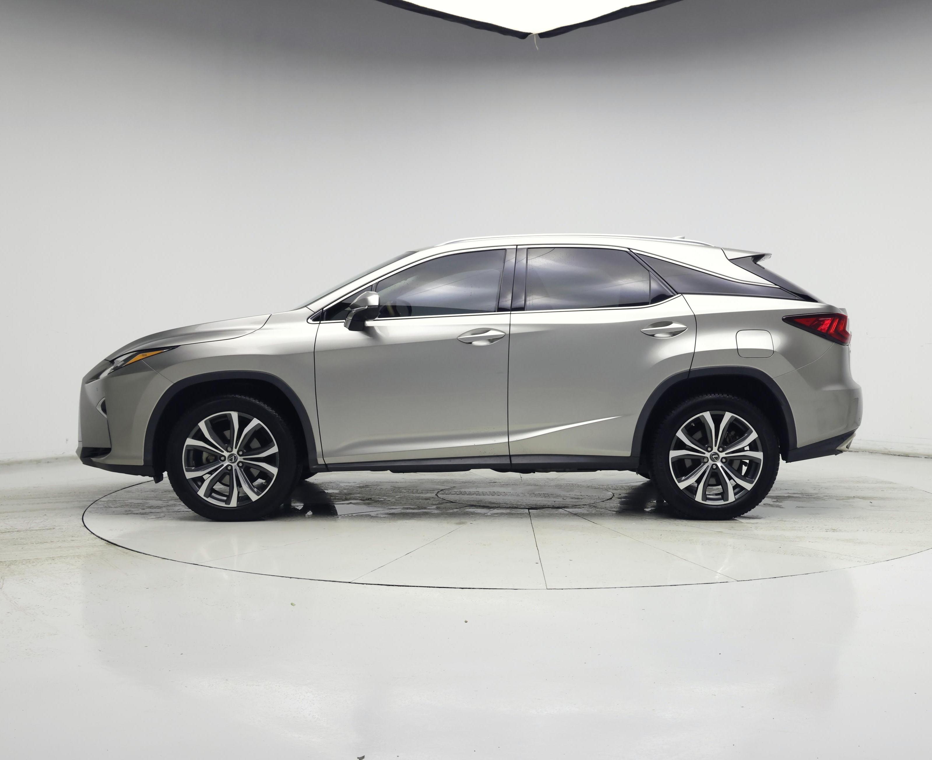 Thumbnail: 2019 Lexus RX - 3