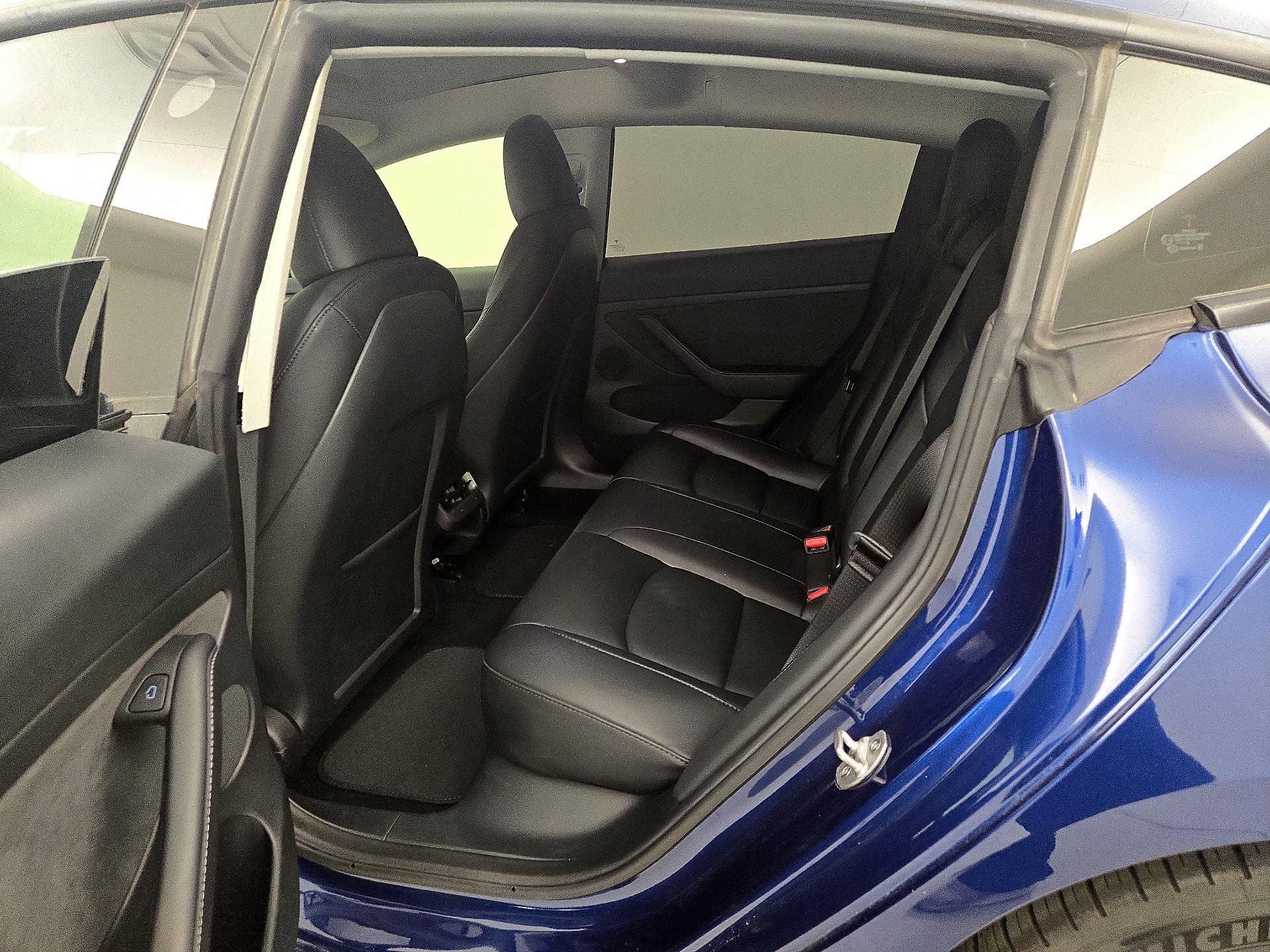 Thumbnail: 2023 Tesla Model 3 - 20