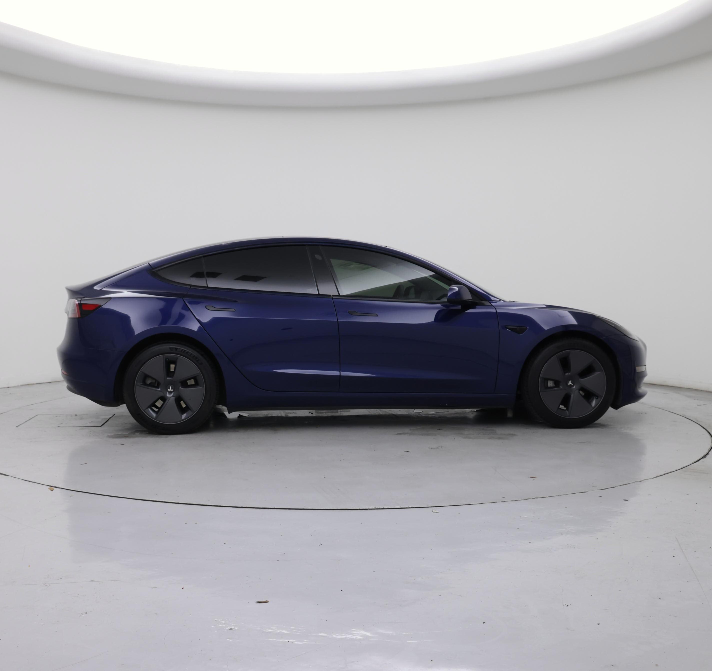 Thumbnail: 2023 Tesla Model 3 - 7