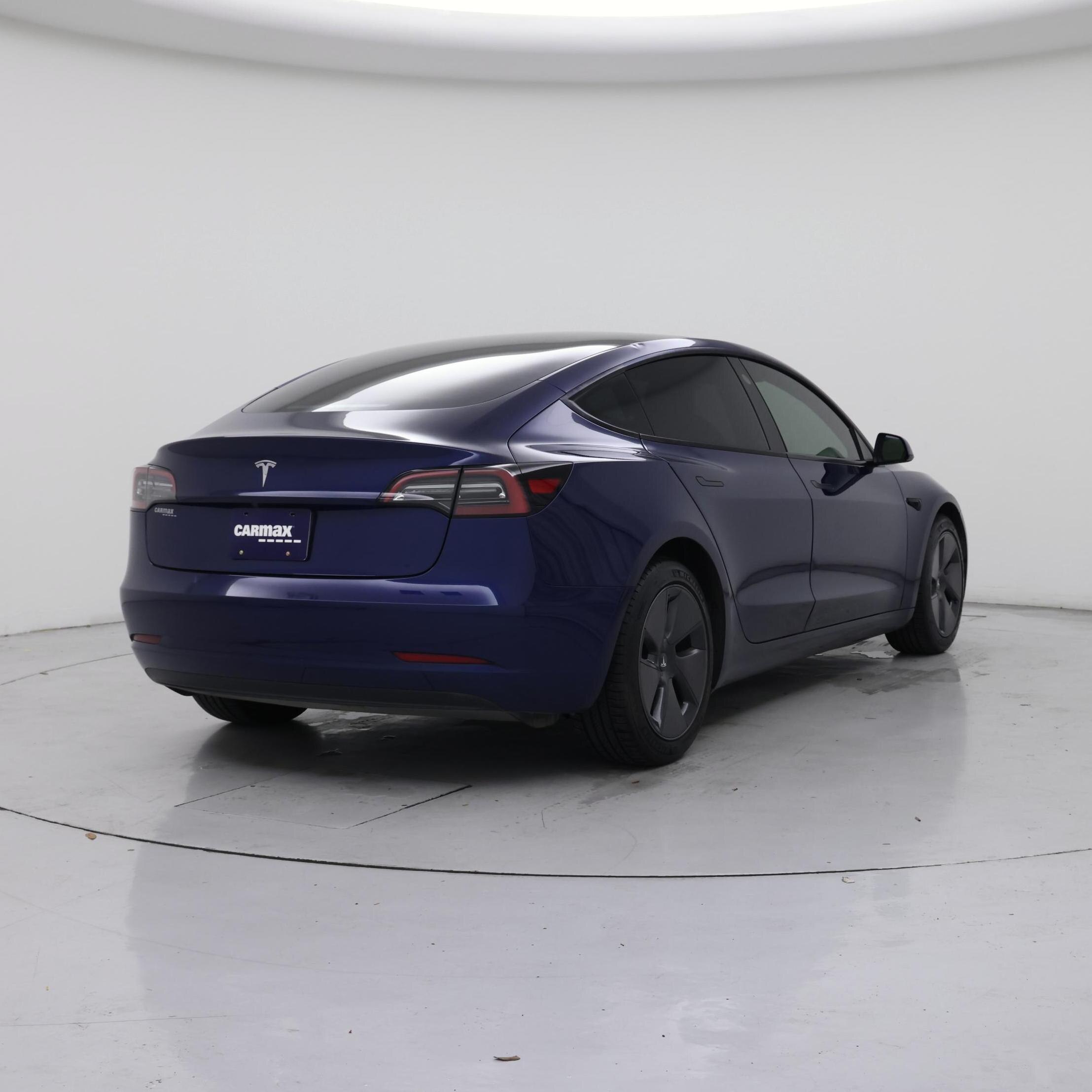 Thumbnail: 2023 Tesla Model 3 - 8