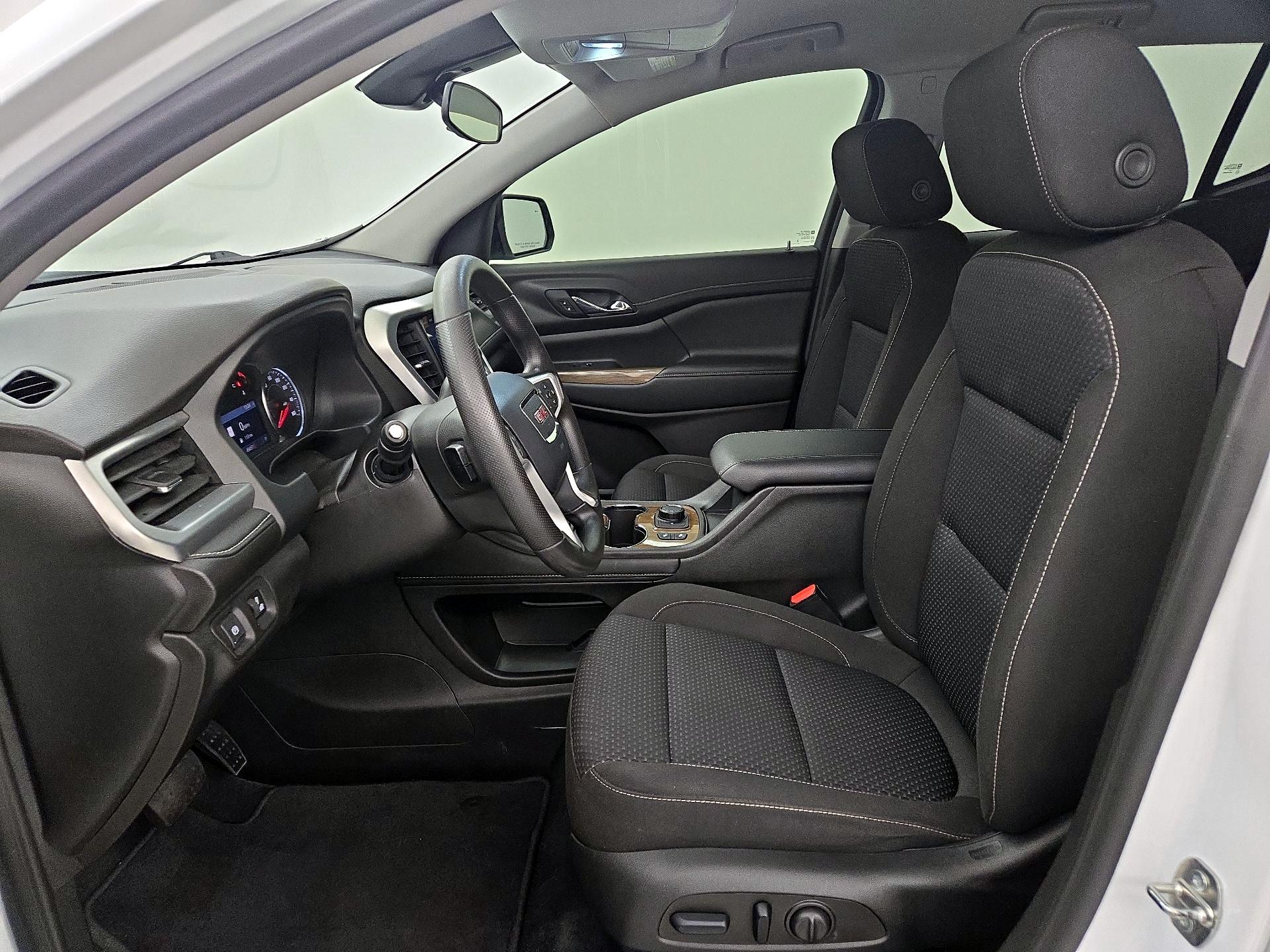 Thumbnail: 2023 GMC Acadia - 11