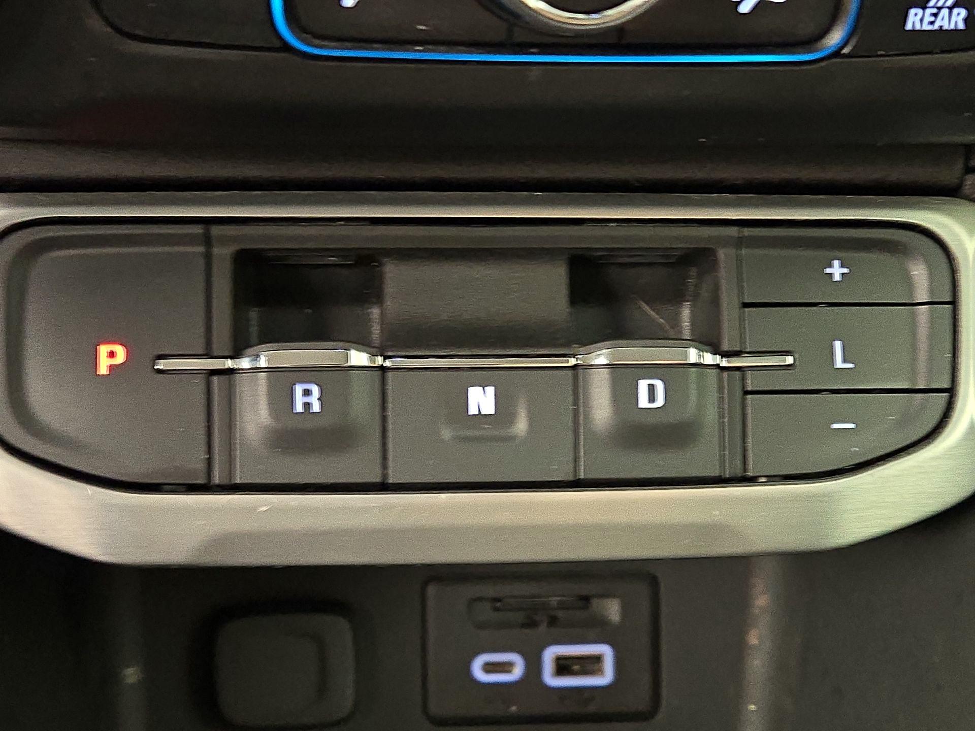Thumbnail: 2023 GMC Acadia - 18