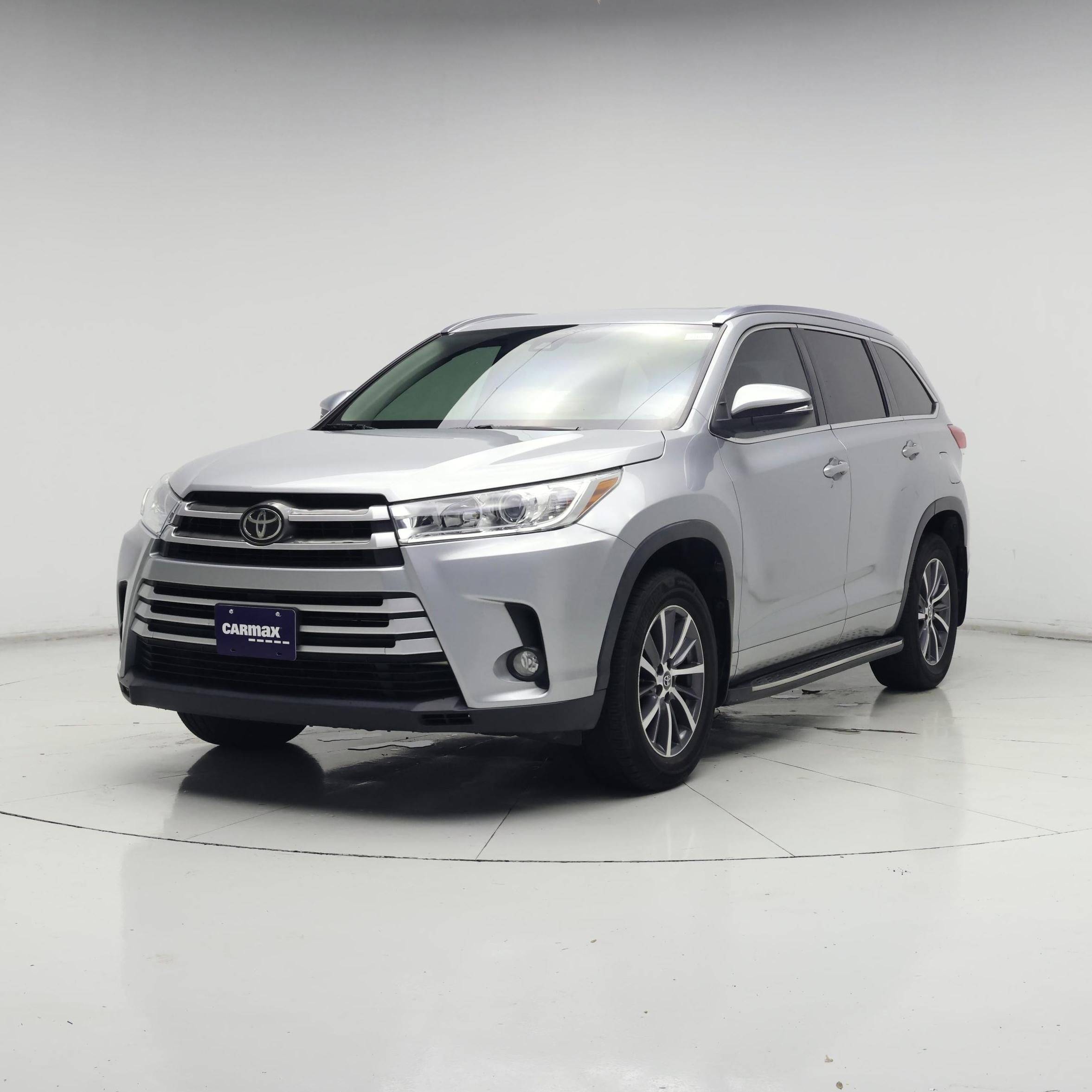 Thumbnail: 2017 Toyota Highlander - 4