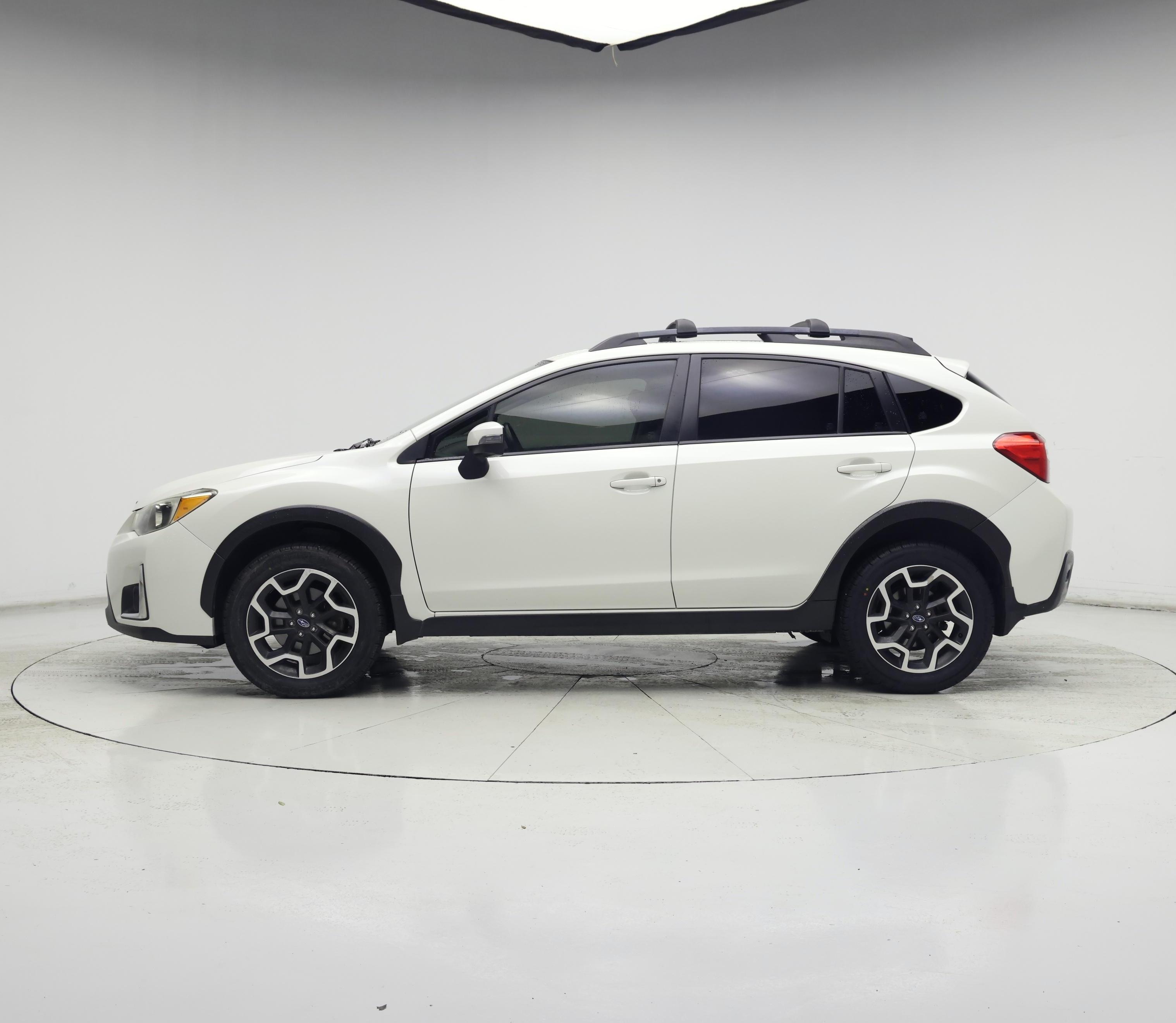 Thumbnail: 2016 Subaru XV Crosstrek - 3