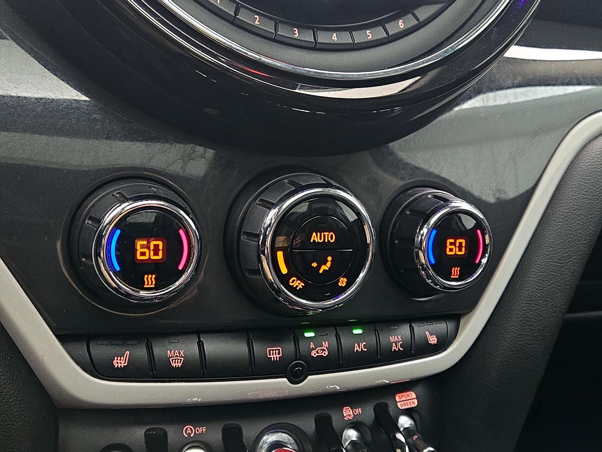 Thumbnail: 2020 MINI Cooper Countryman - 17