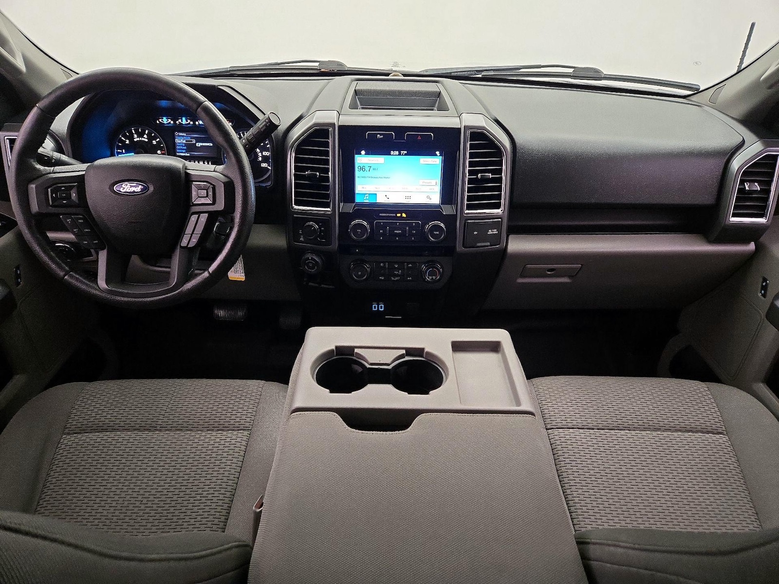 2016 Ford F-150 XLT - Photo 10