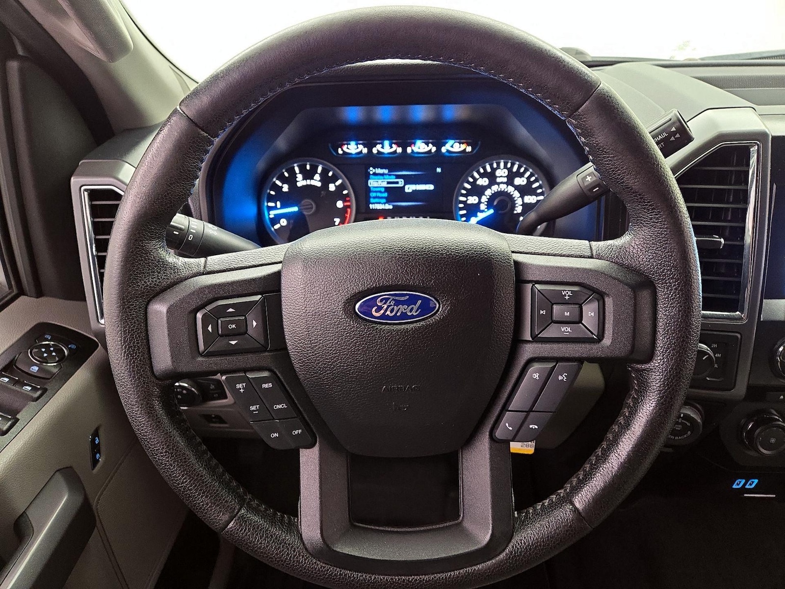 2016 Ford F-150 XLT - Photo 11