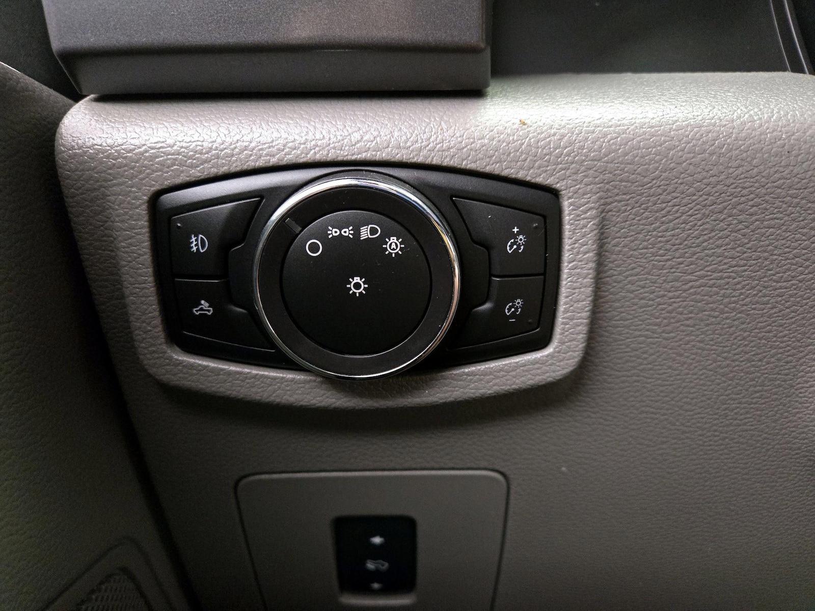 2016 Ford F-150 XLT - Photo 14