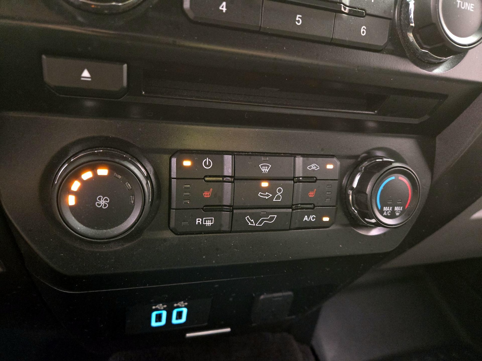 2016 Ford F-150 XLT - Photo 17