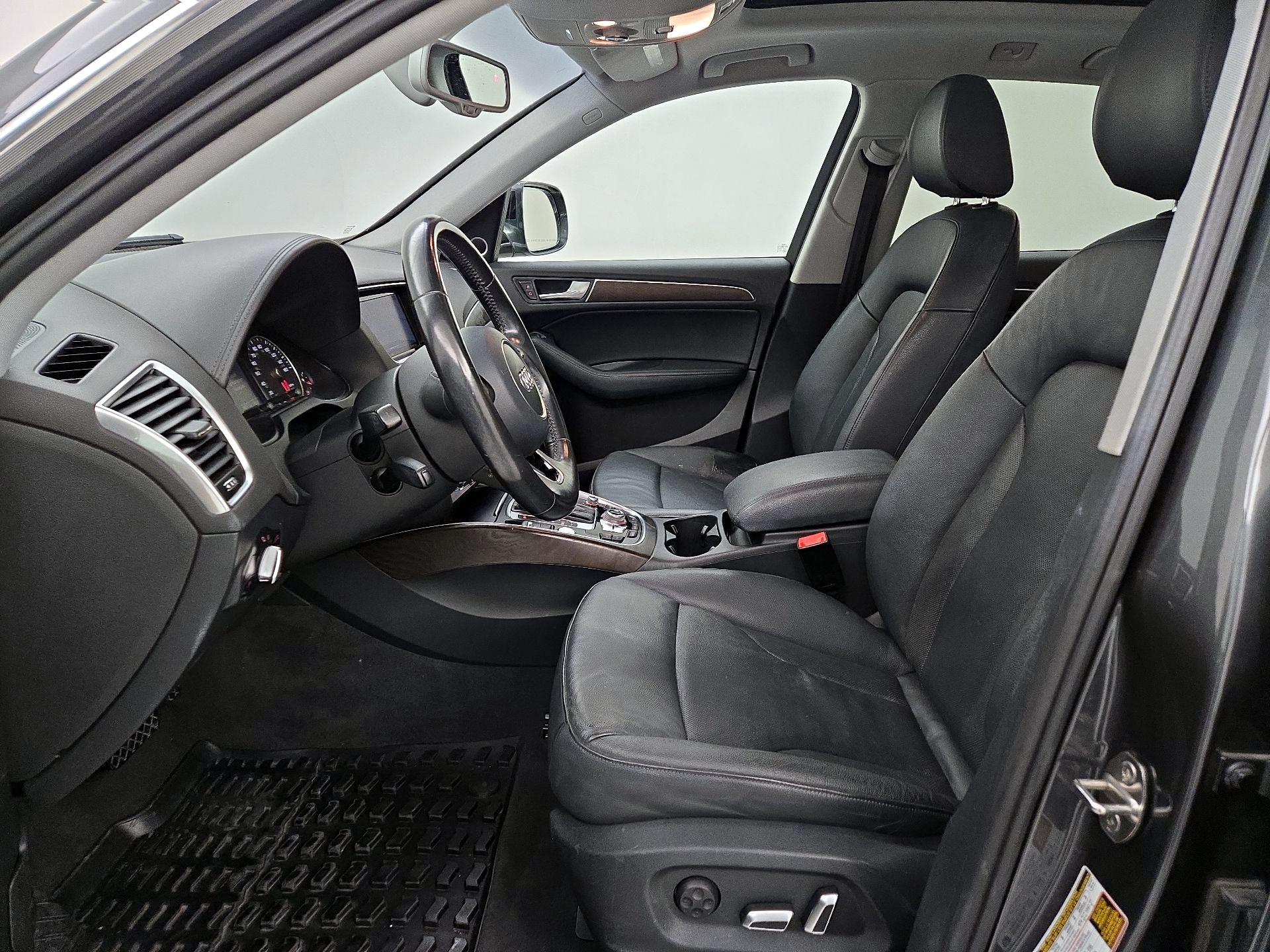 Thumbnail: 2016 Audi Q5 - 11