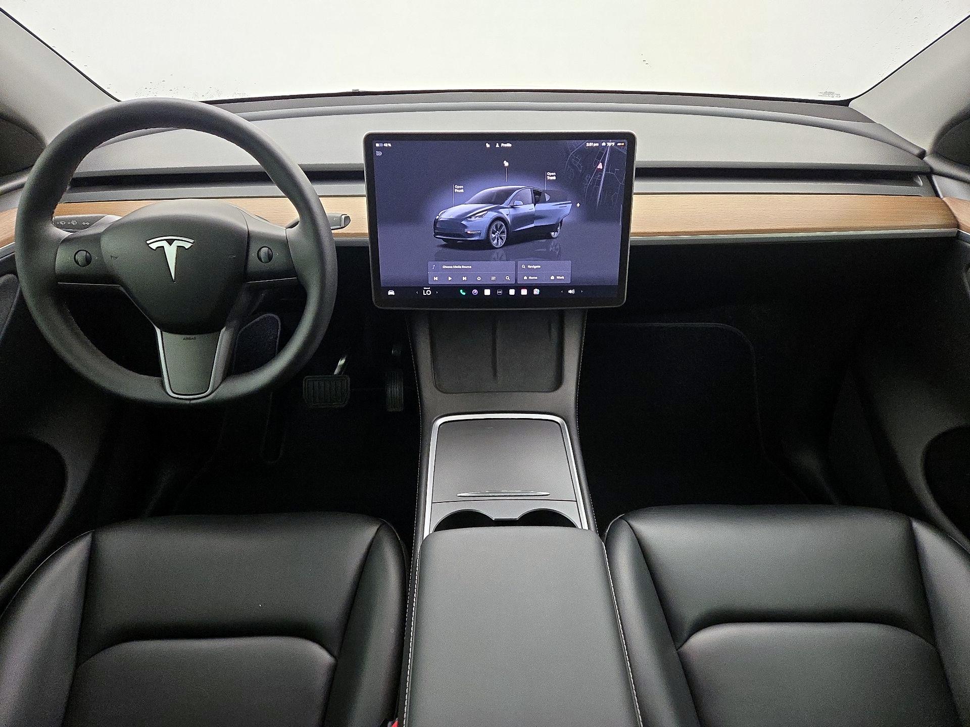 Thumbnail: 2023 Tesla Model Y - 9