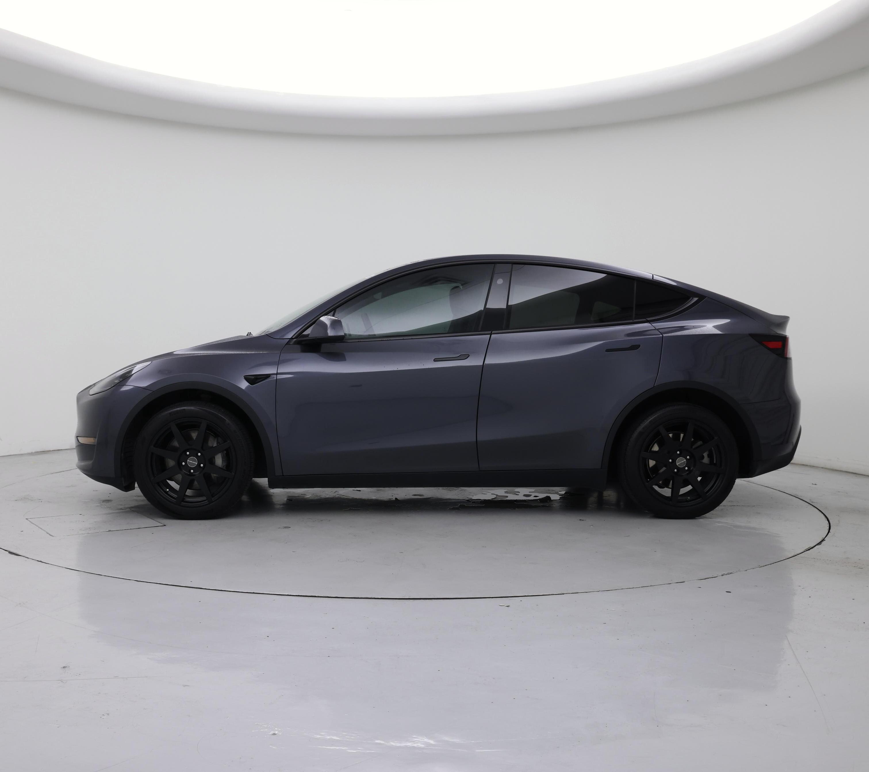 Thumbnail: 2023 Tesla Model Y - 3
