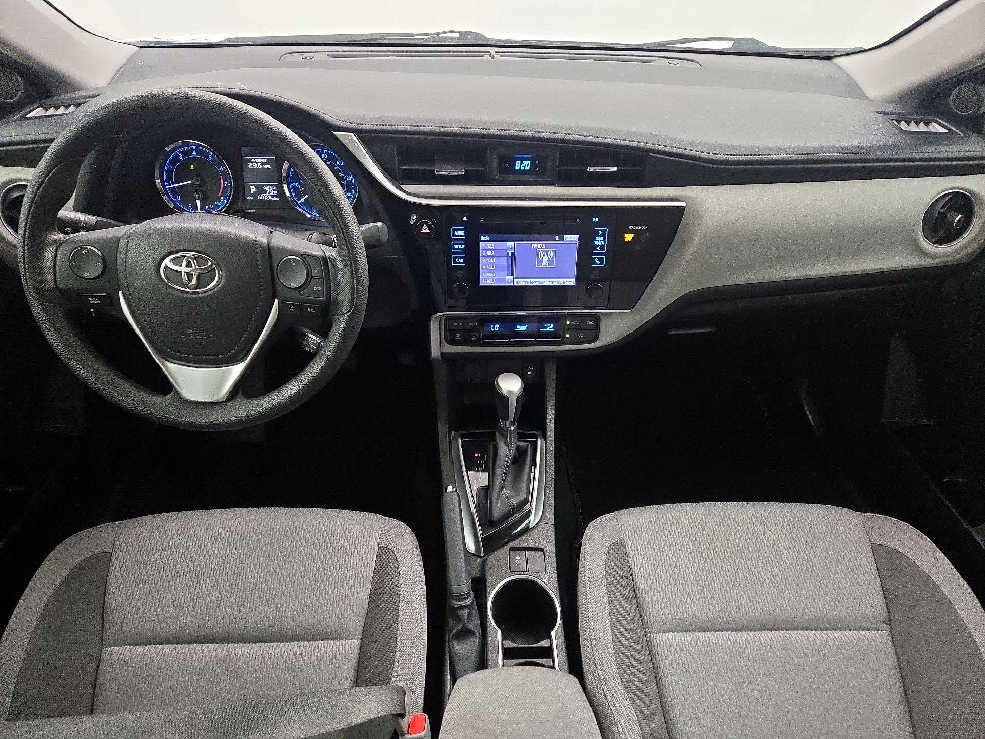 Thumbnail: 2017 Toyota Corolla - 9