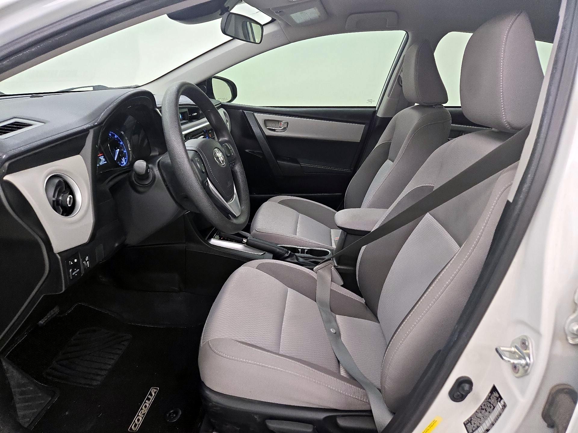 Thumbnail: 2017 Toyota Corolla - 11