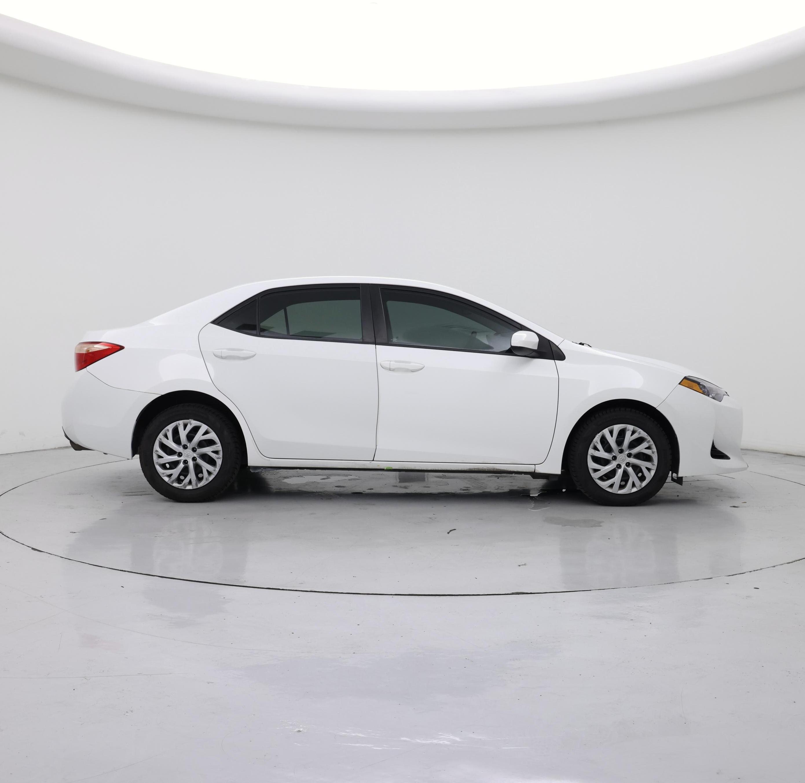 Thumbnail: 2017 Toyota Corolla - 7