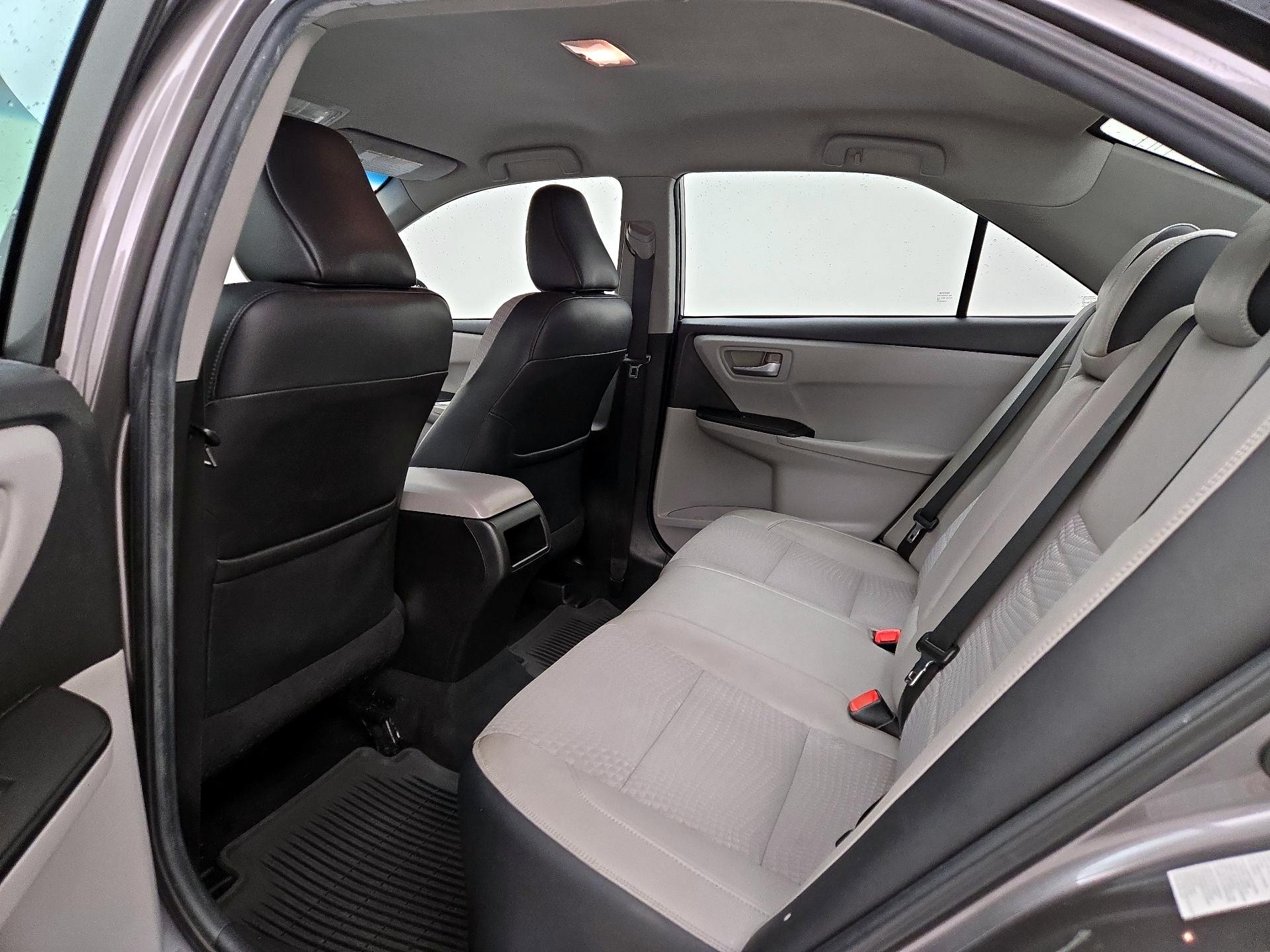 Thumbnail: 2015 Toyota Camry - 19