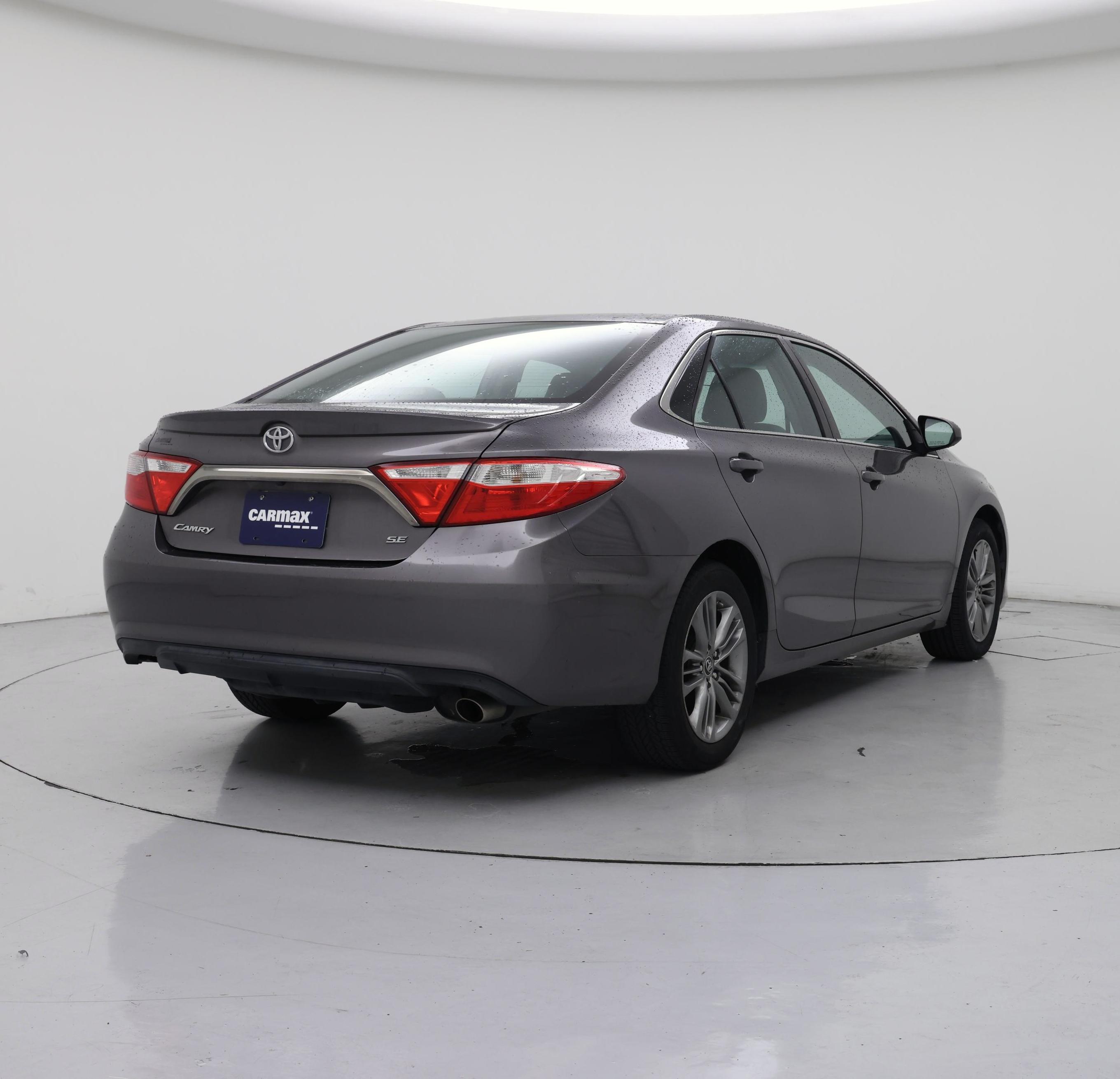 Thumbnail: 2015 Toyota Camry - 8